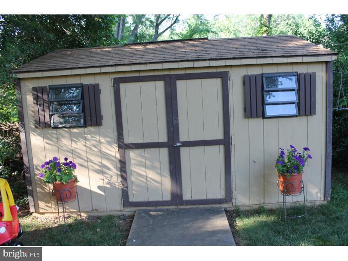 KENT GARDENS - Residential Lease