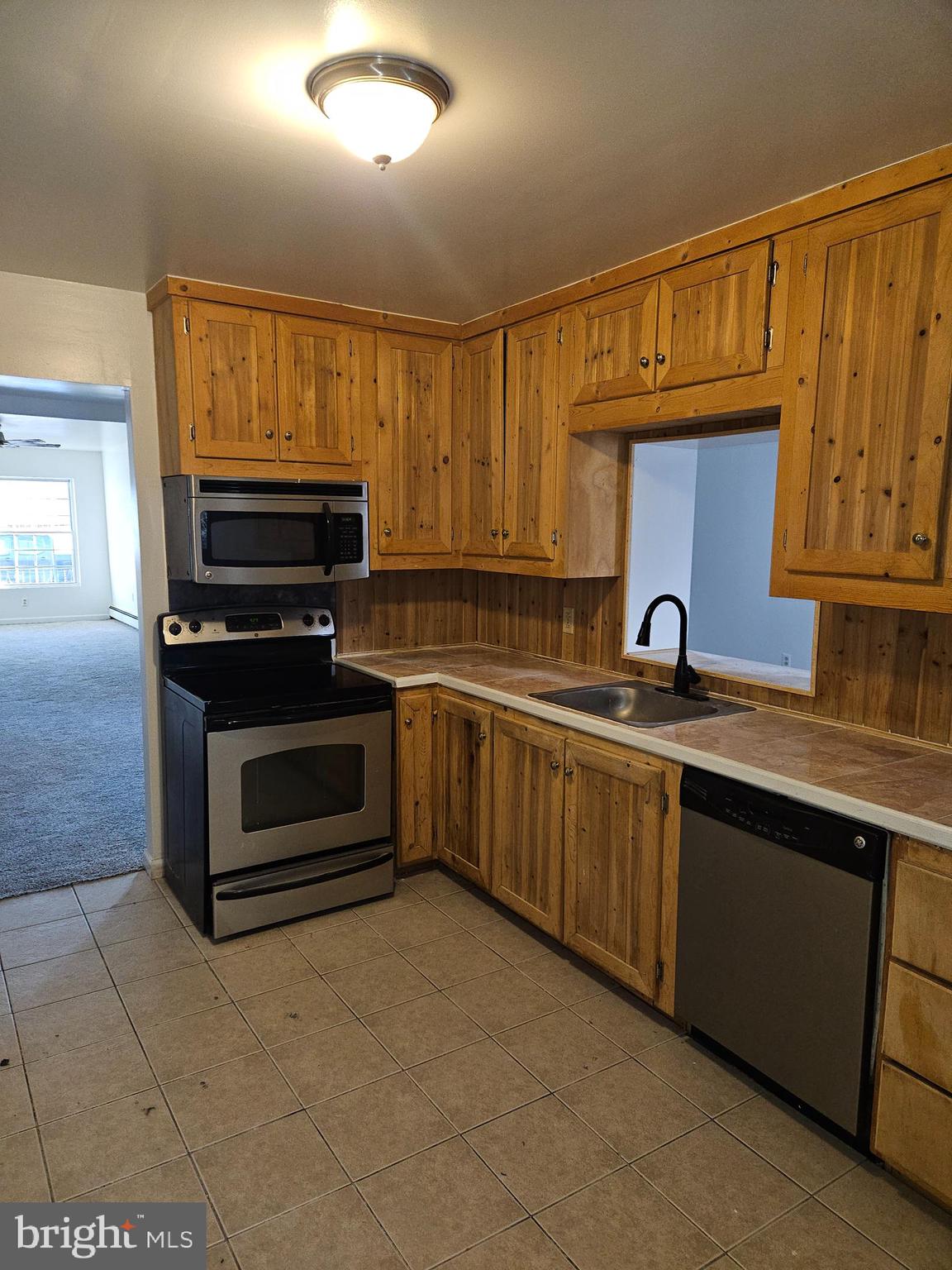 ST CLAIR - Residential Lease