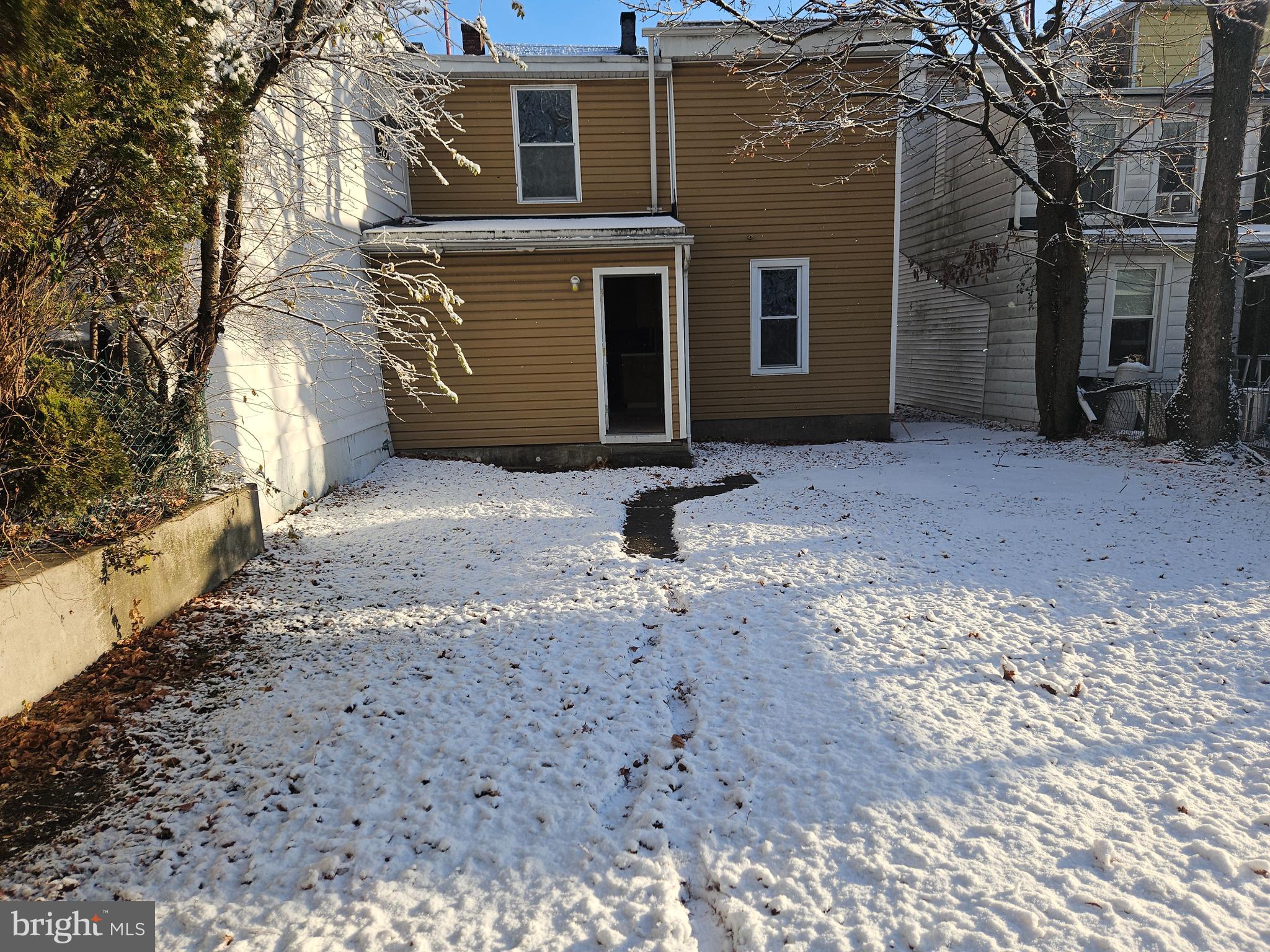 ST CLAIR - Residential Lease