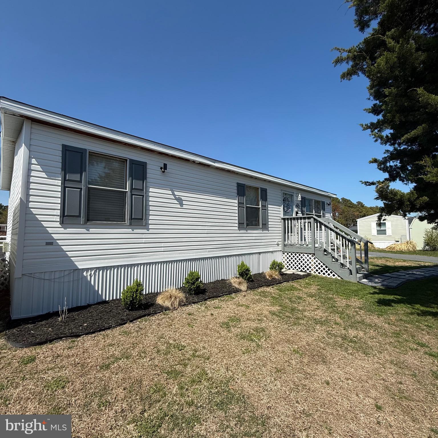 WHITE HOUSE BEACH - Residential