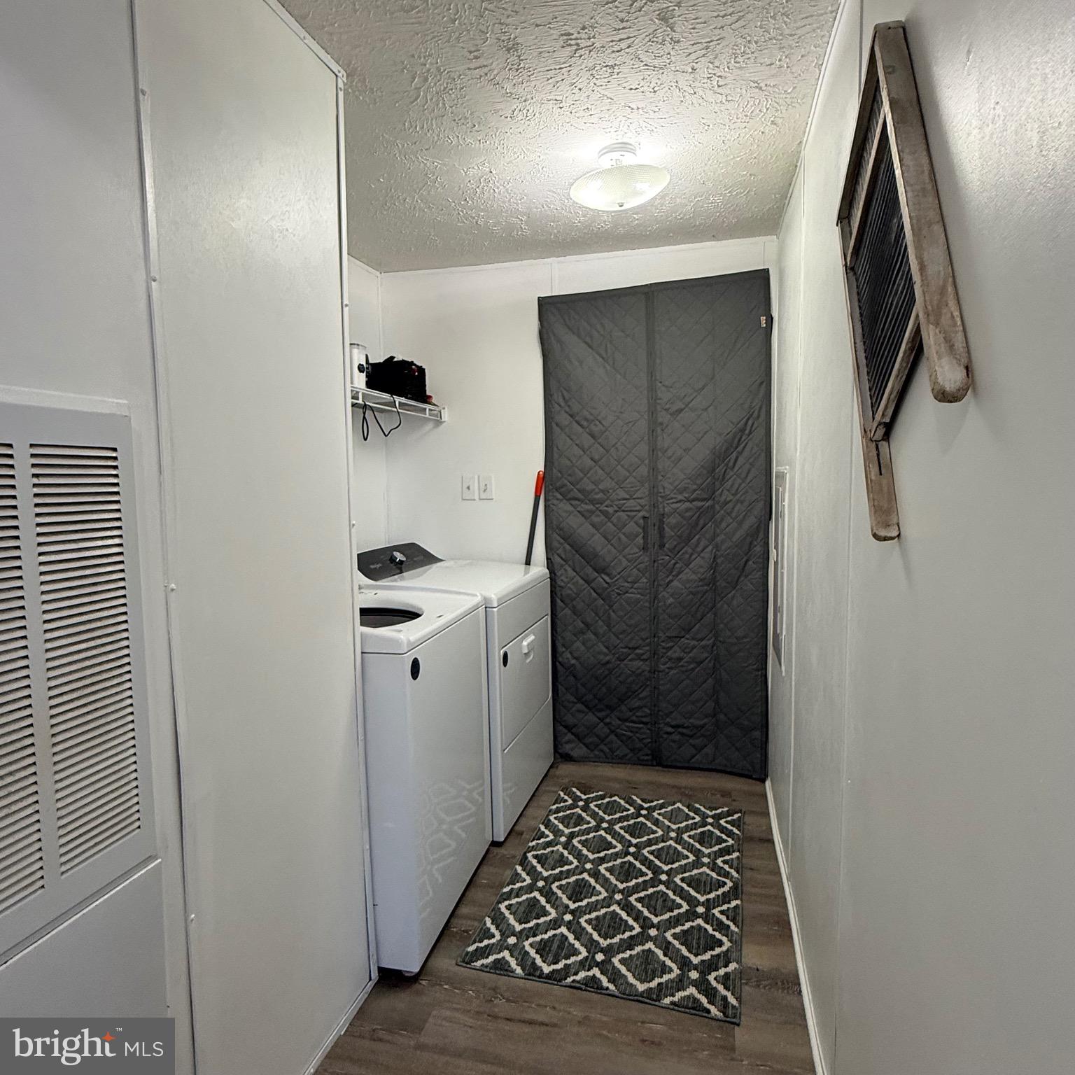 WHITE HOUSE BEACH - Residential