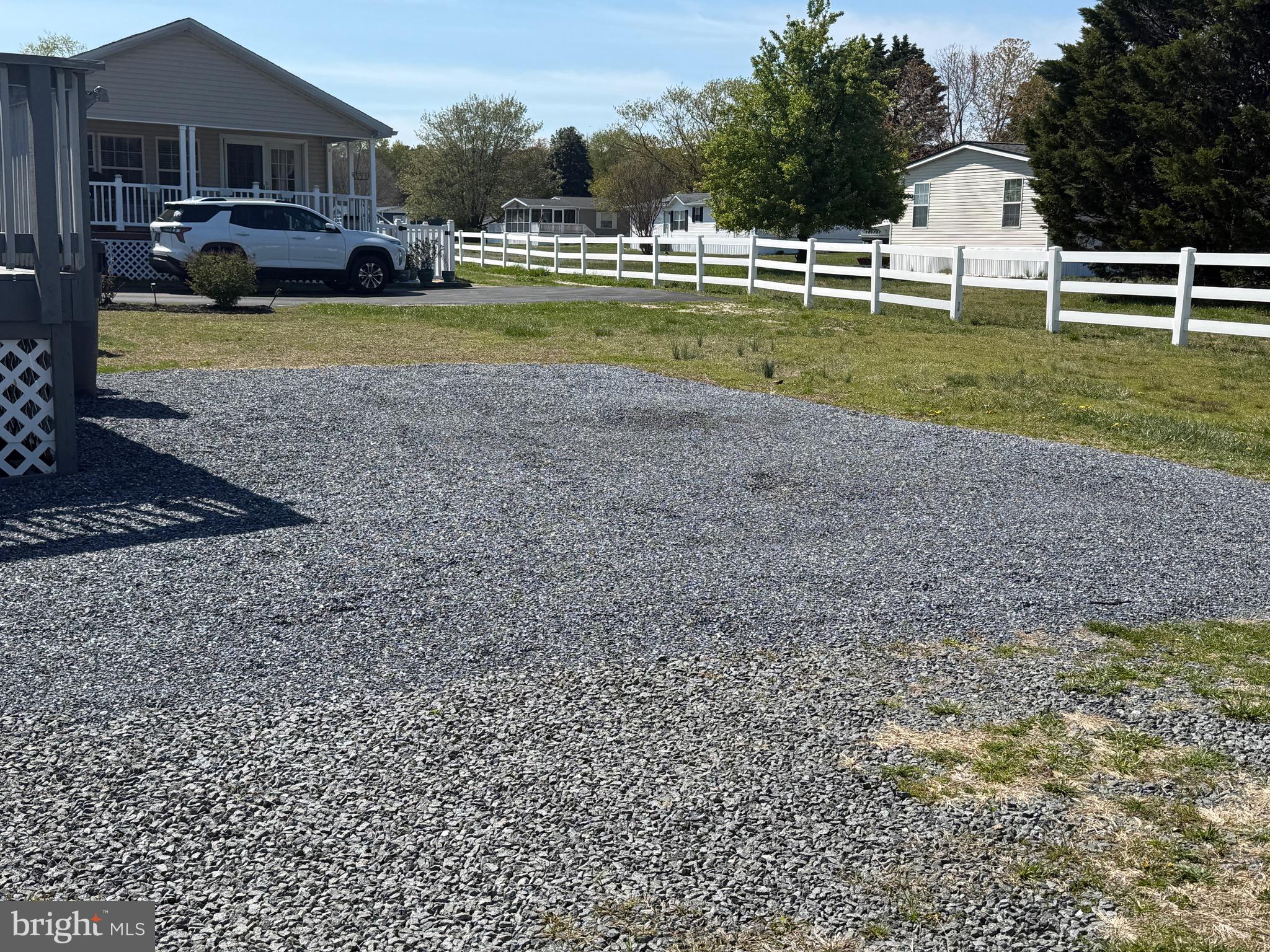 WHITE HOUSE BEACH - Residential