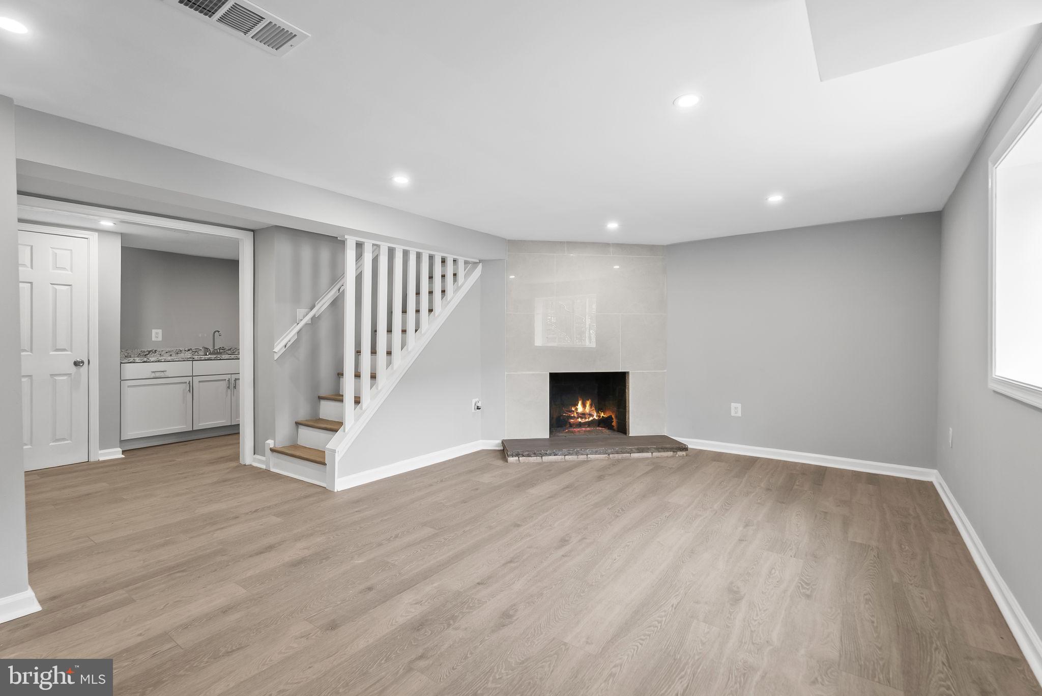 BROOK HILLS ESTATE - Residential