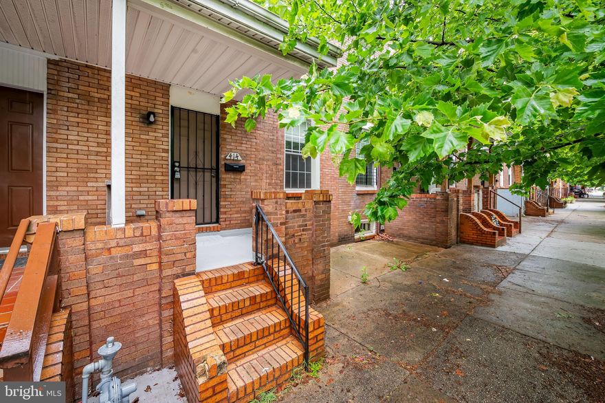 This recently renovated and meticulously maintained 2 Bed / 1.5 Full Bath townhome in the heart of Elwood Park features new carpet on the second level with hardwoods on the main, refreshed cabinets, new appliances, and fresh paint throughout. Recently installed HVAC and water heater. Washer / dryer in basement. Deep, improved storage basement. Fully fenced rear yard and covered front porch. Perfect for investors and homeowners alike! Area comps as high as 235k. Ask about available grant programs