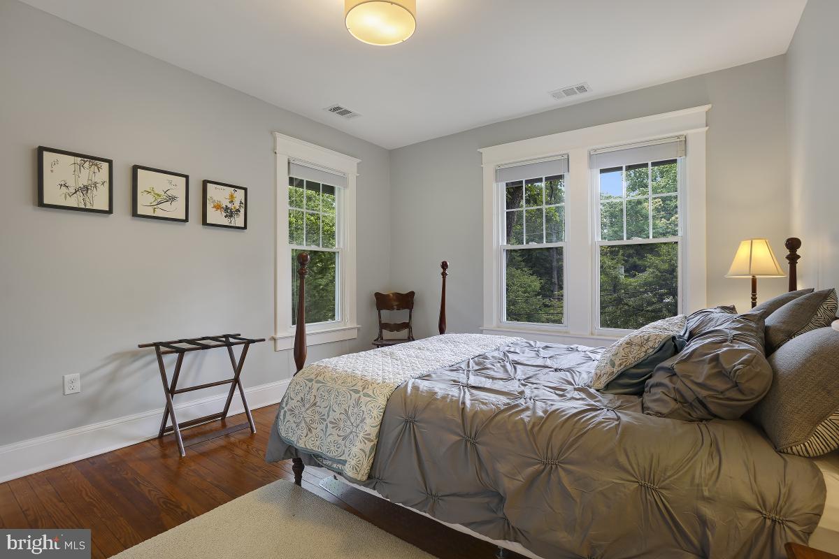 TAKOMA PARK - Residential