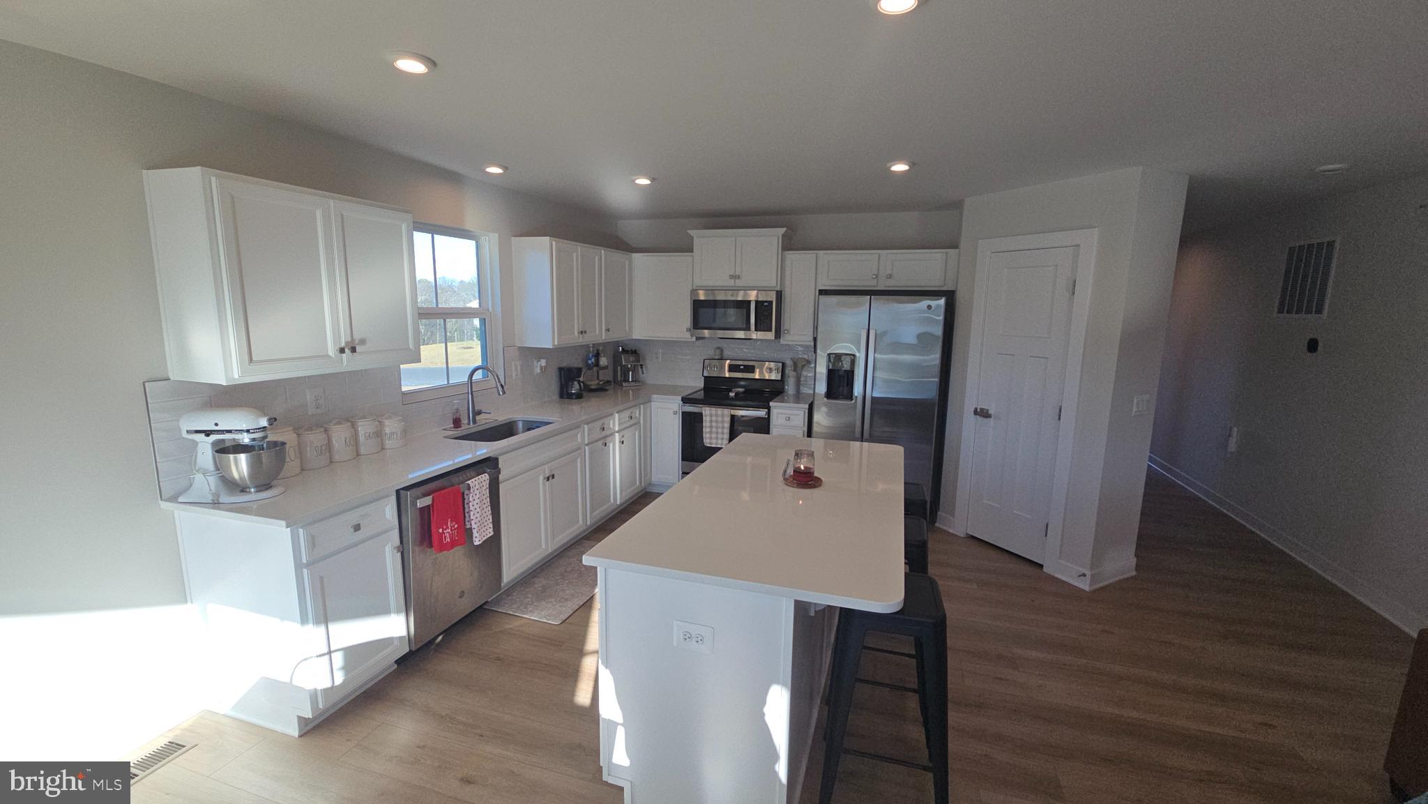 SOUTH BROOK - Residential