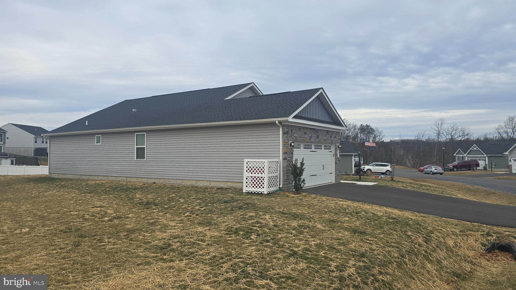 SOUTH BROOK - Residential