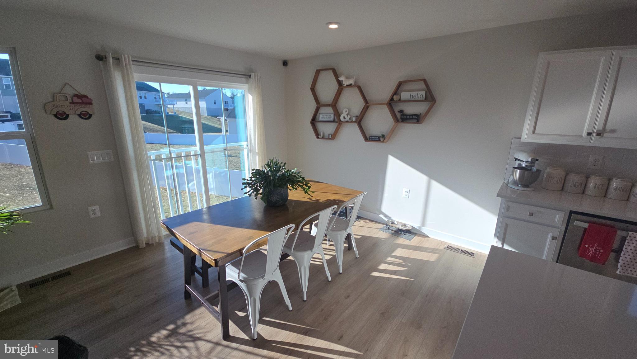 SOUTH BROOK - Residential