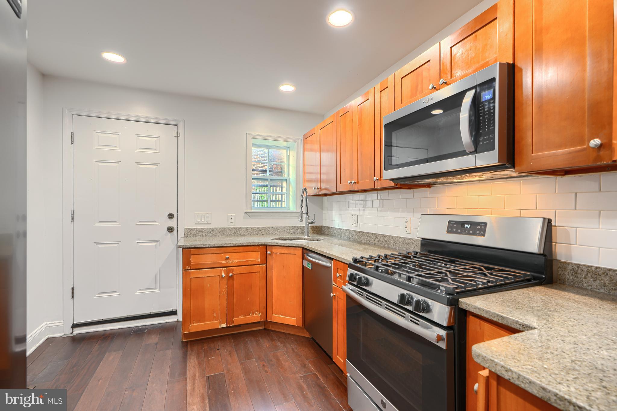 WASHINGTON VILLAGE - Residential