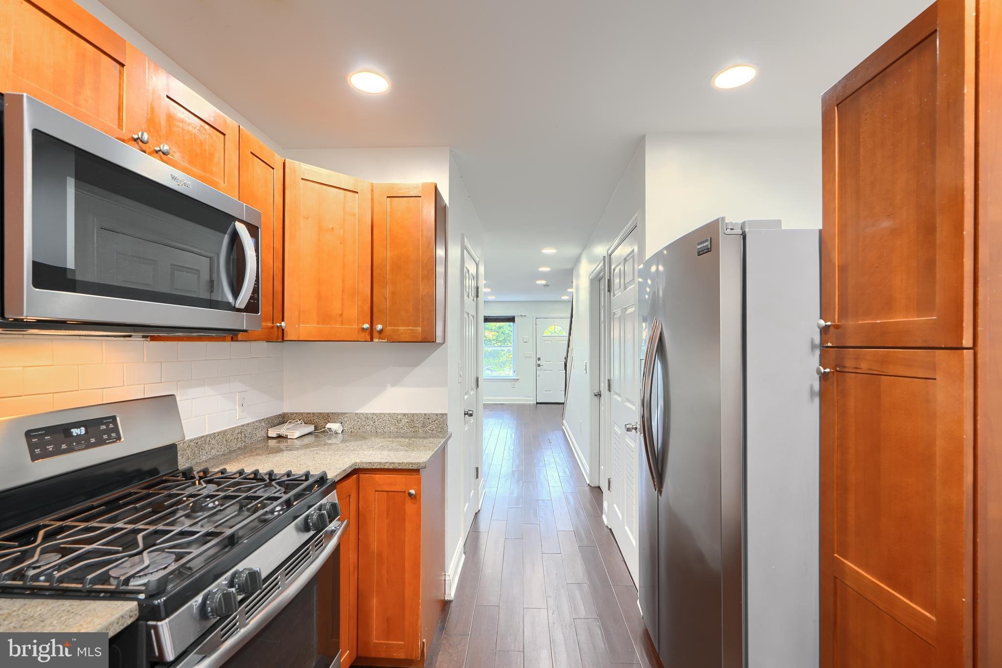 WASHINGTON VILLAGE - Residential
