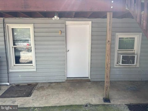 Townhouse For Rent - 131 S Thru 131-a St<br/> Frederick County, FREDERICK, MD 21701