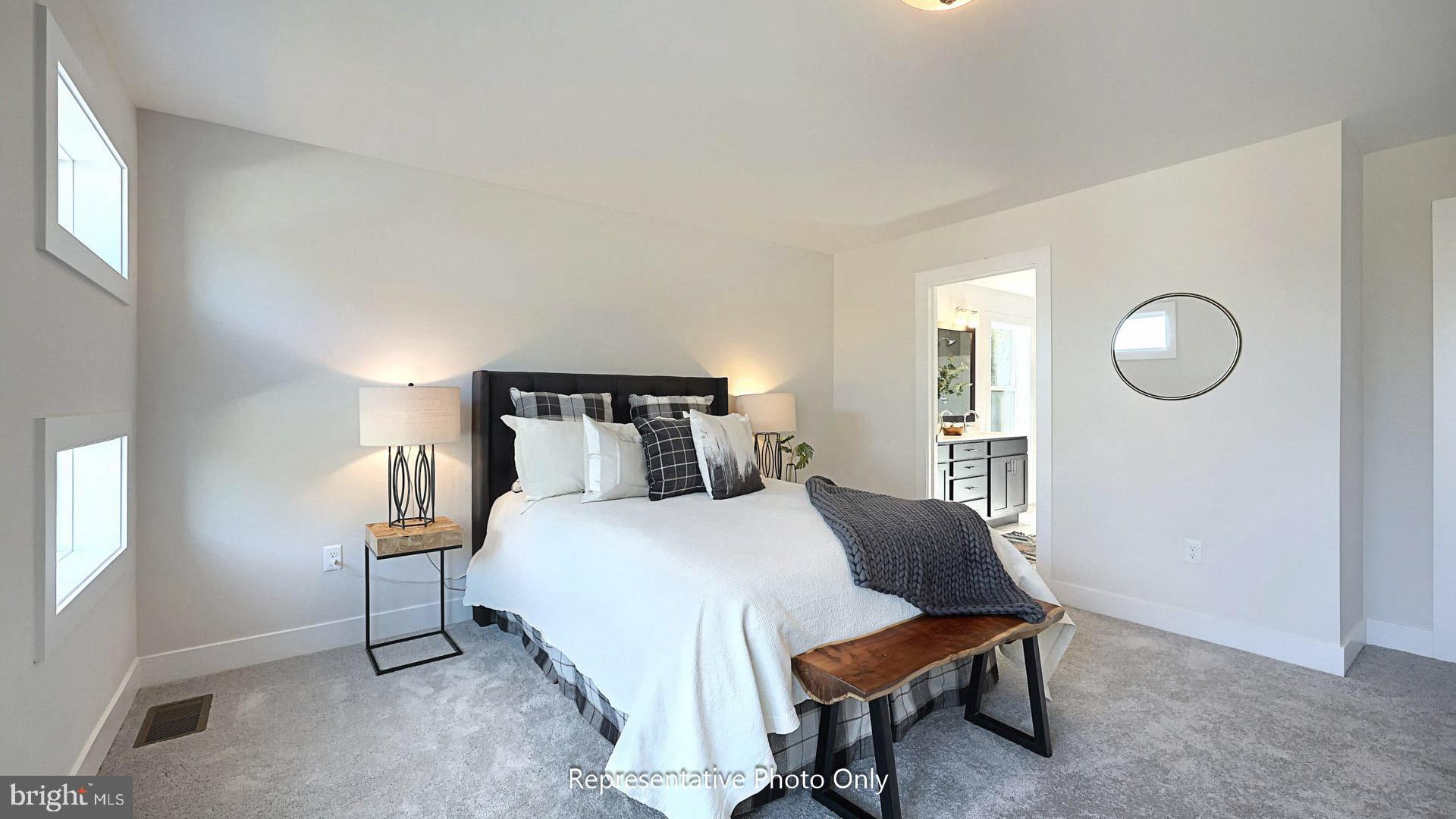 WALTON HILL - Residential