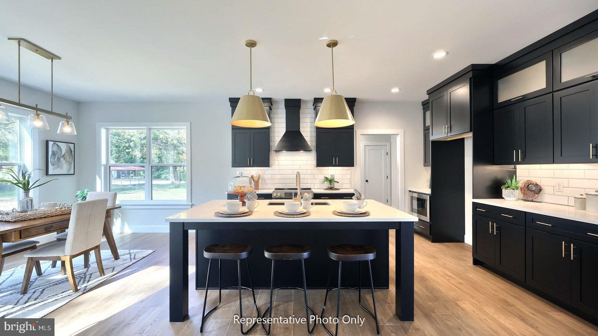 WALTON HILL - Residential