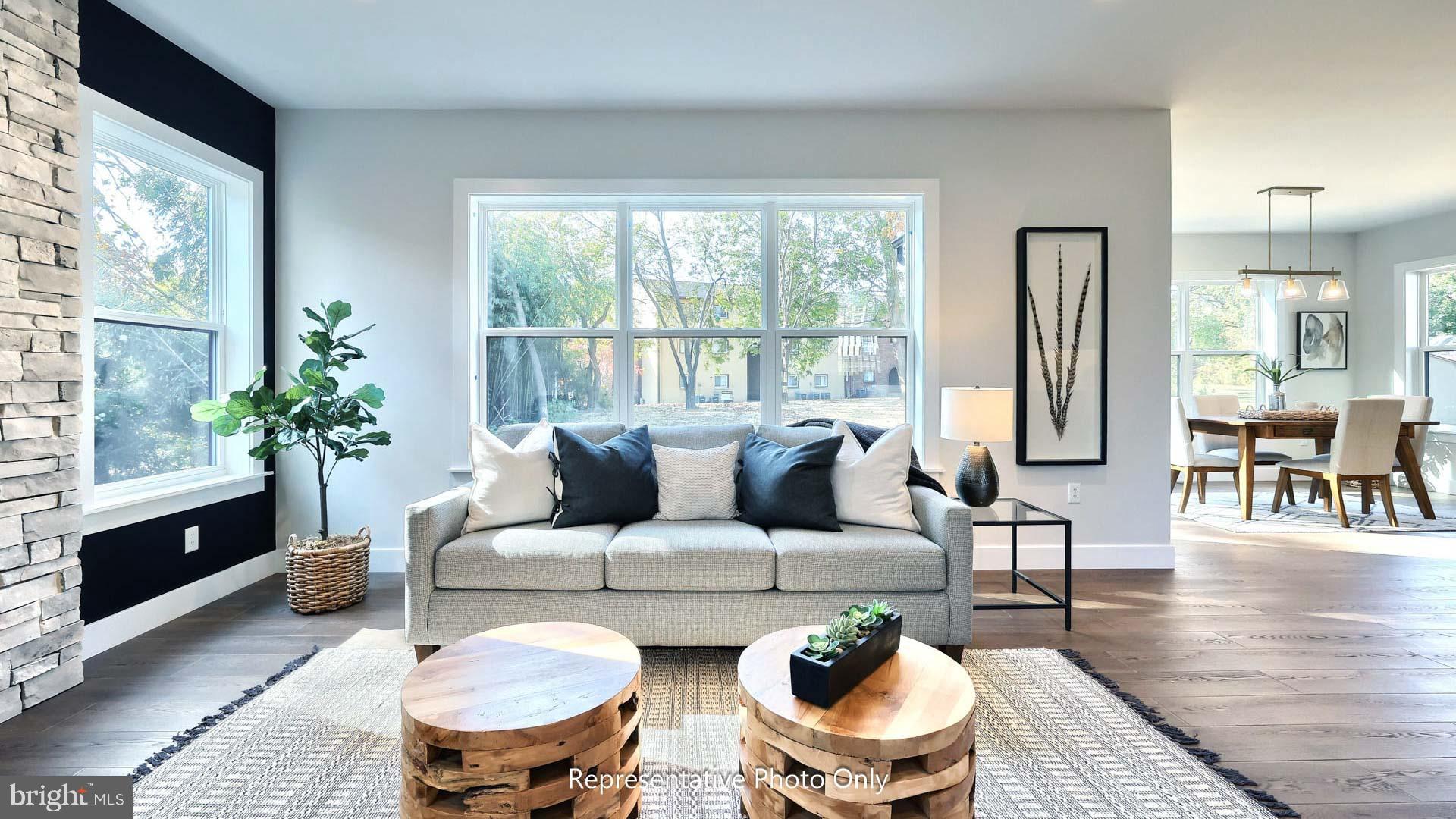 WALTON HILL - Residential