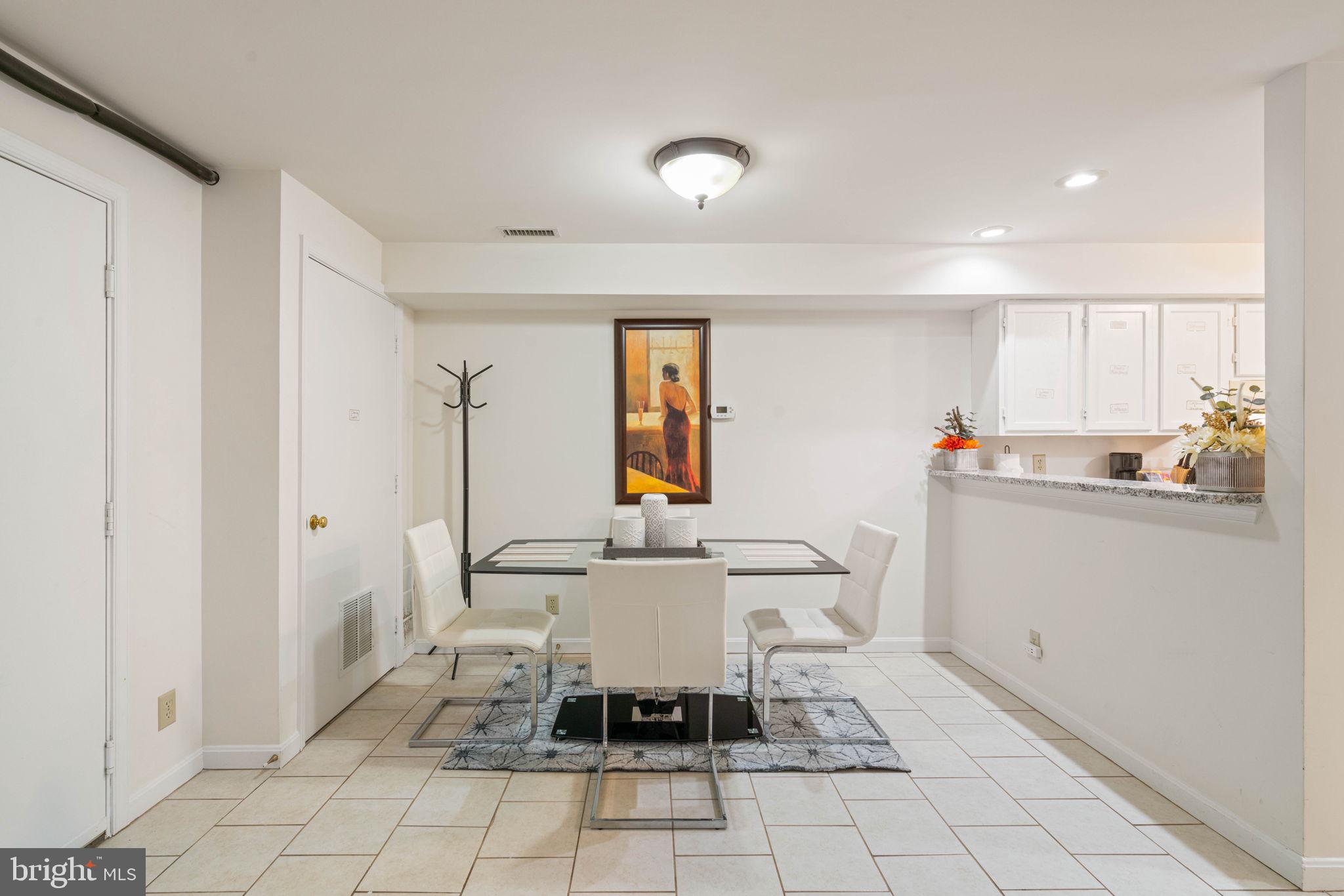 STAFFORD MEADOWS - Residential