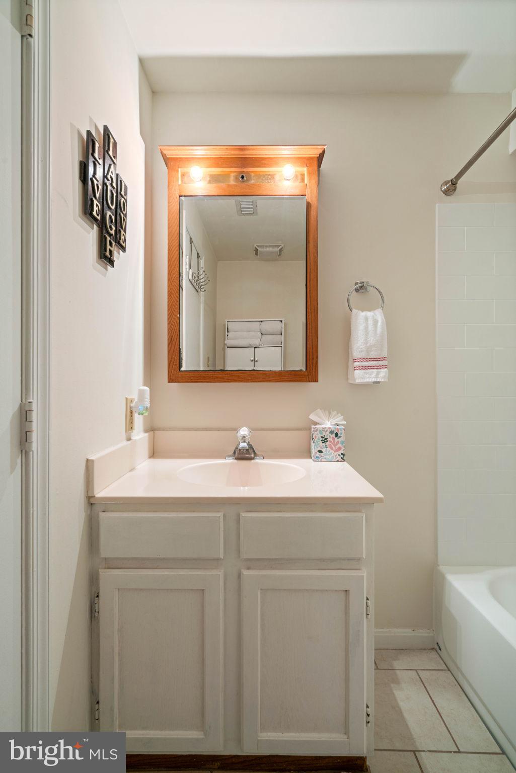 STAFFORD MEADOWS - Residential