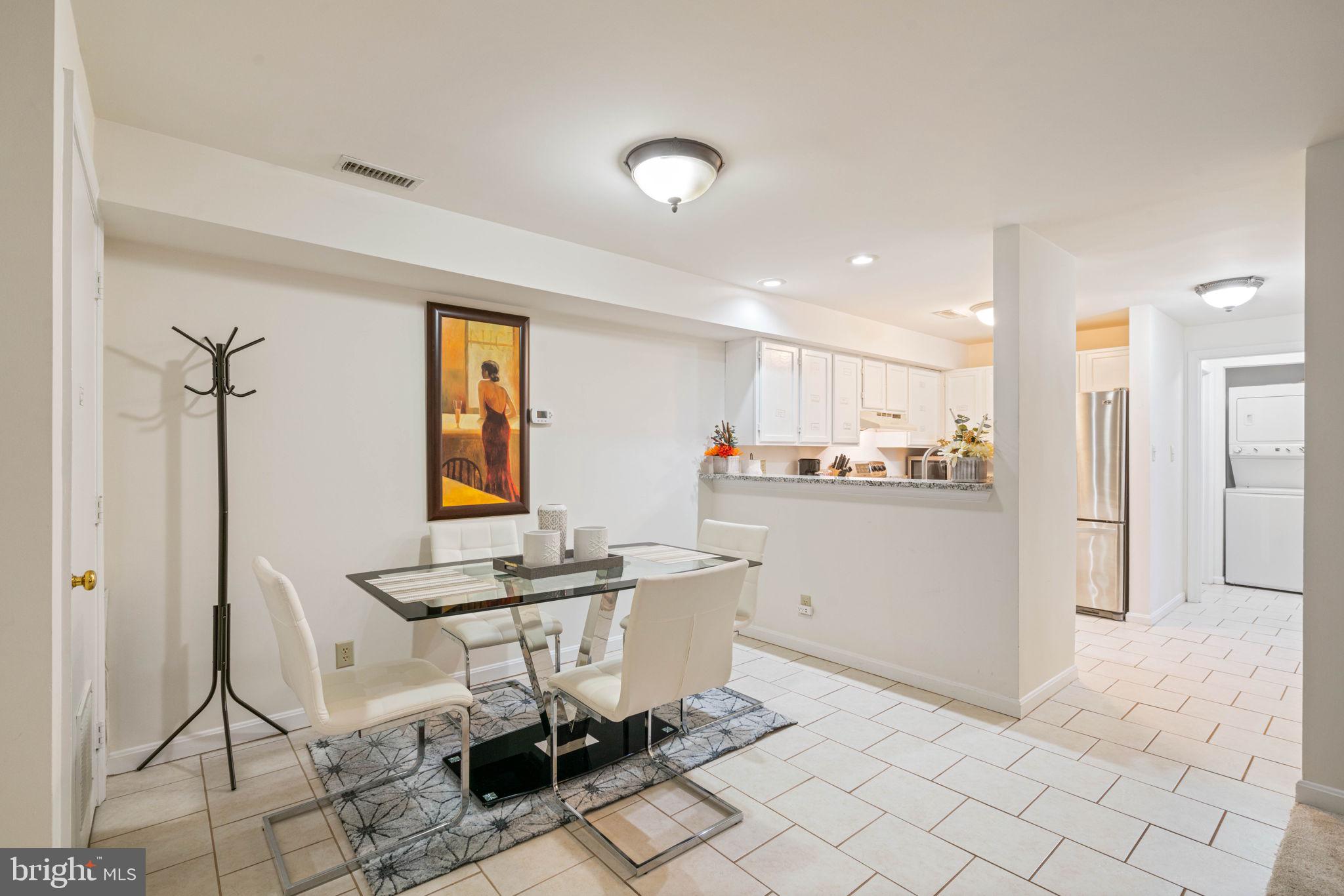 STAFFORD MEADOWS - Residential