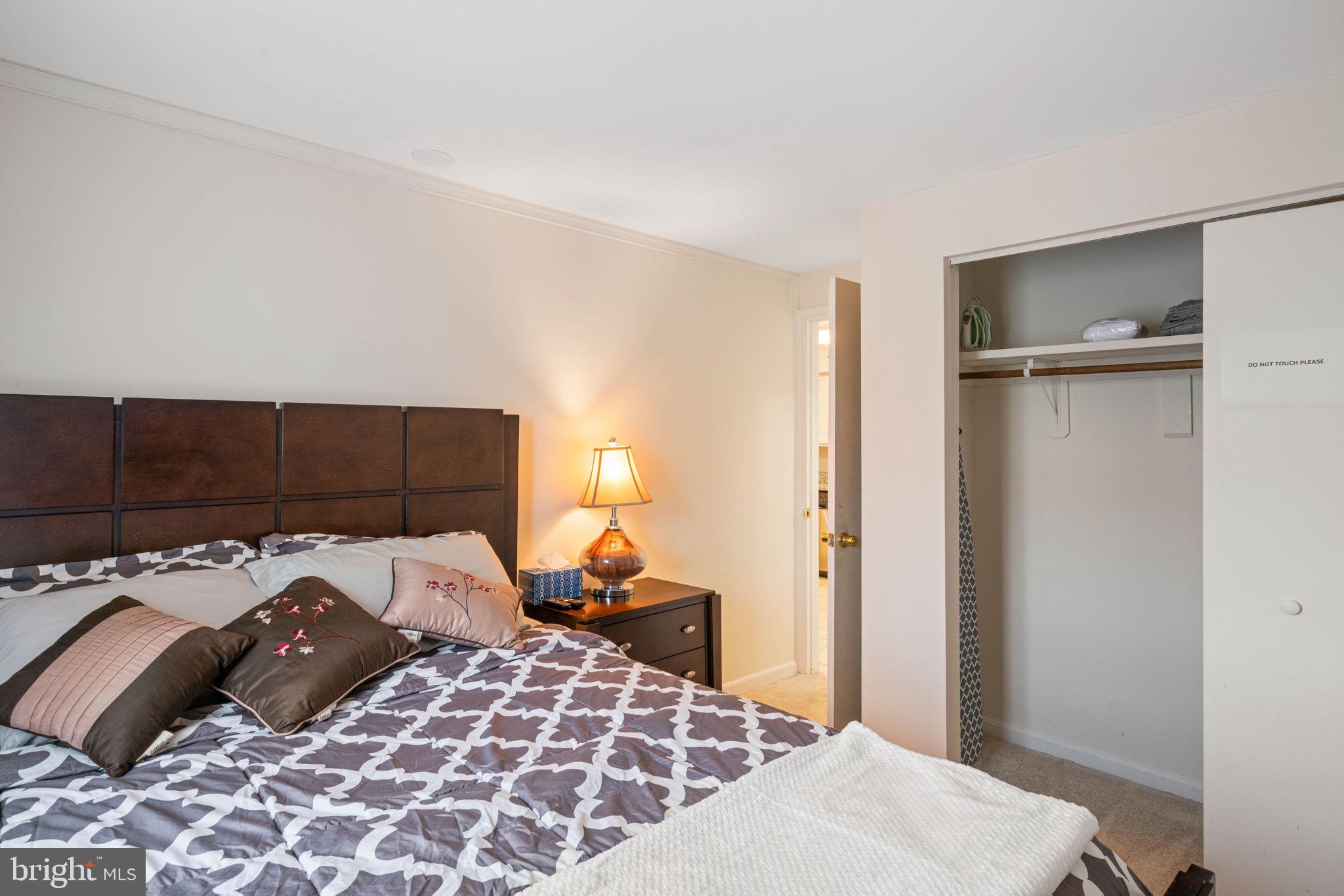 STAFFORD MEADOWS - Residential