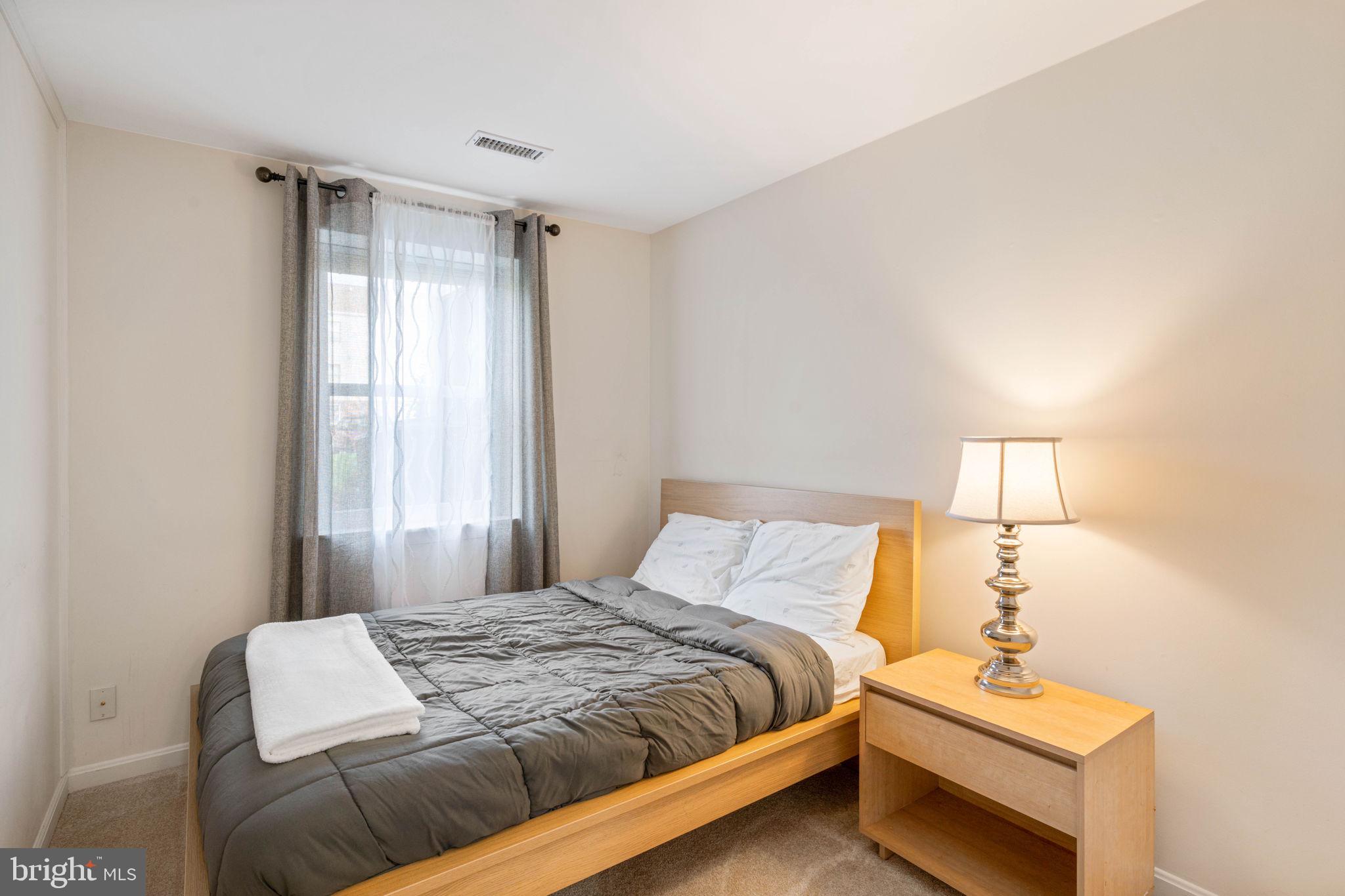 STAFFORD MEADOWS - Residential