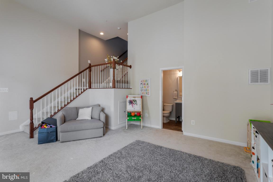 POINTE AT ARUNDEL PRESERVES - Residential