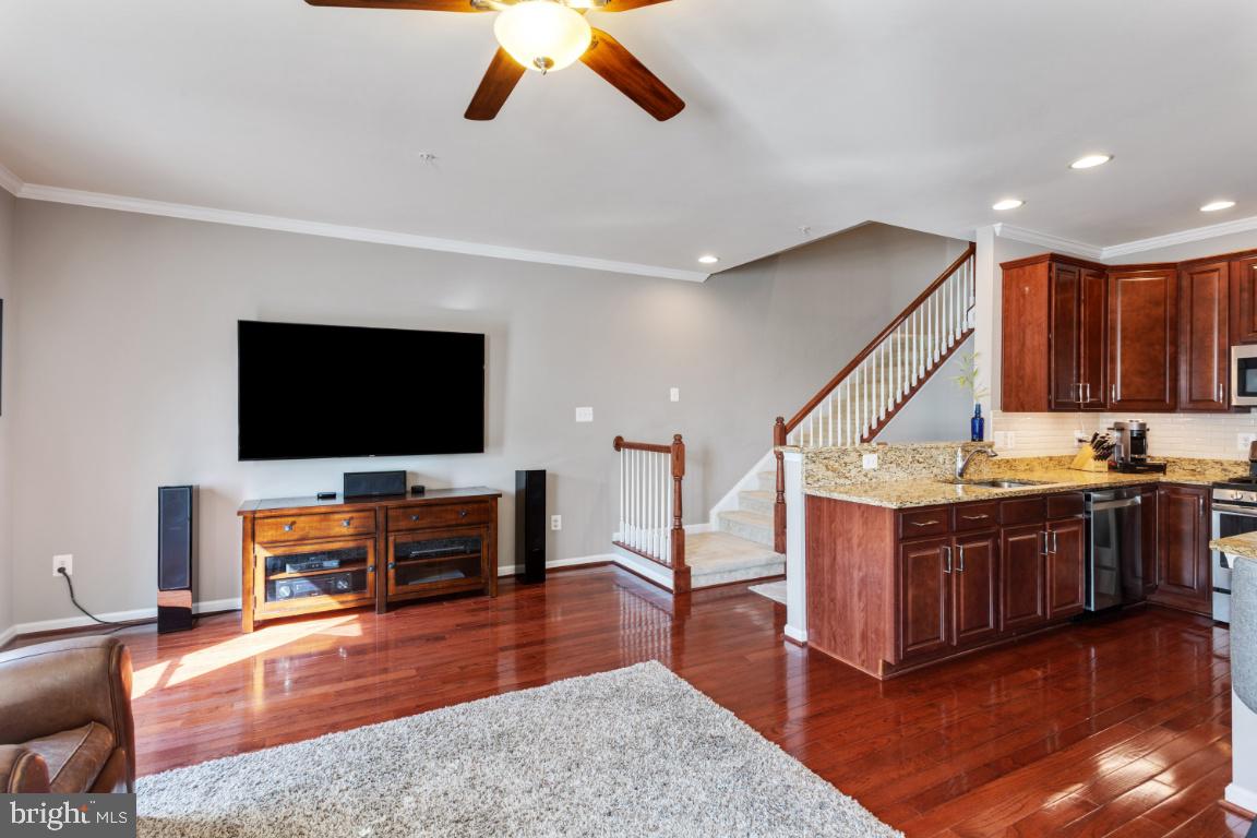 POINTE AT ARUNDEL PRESERVES - Residential