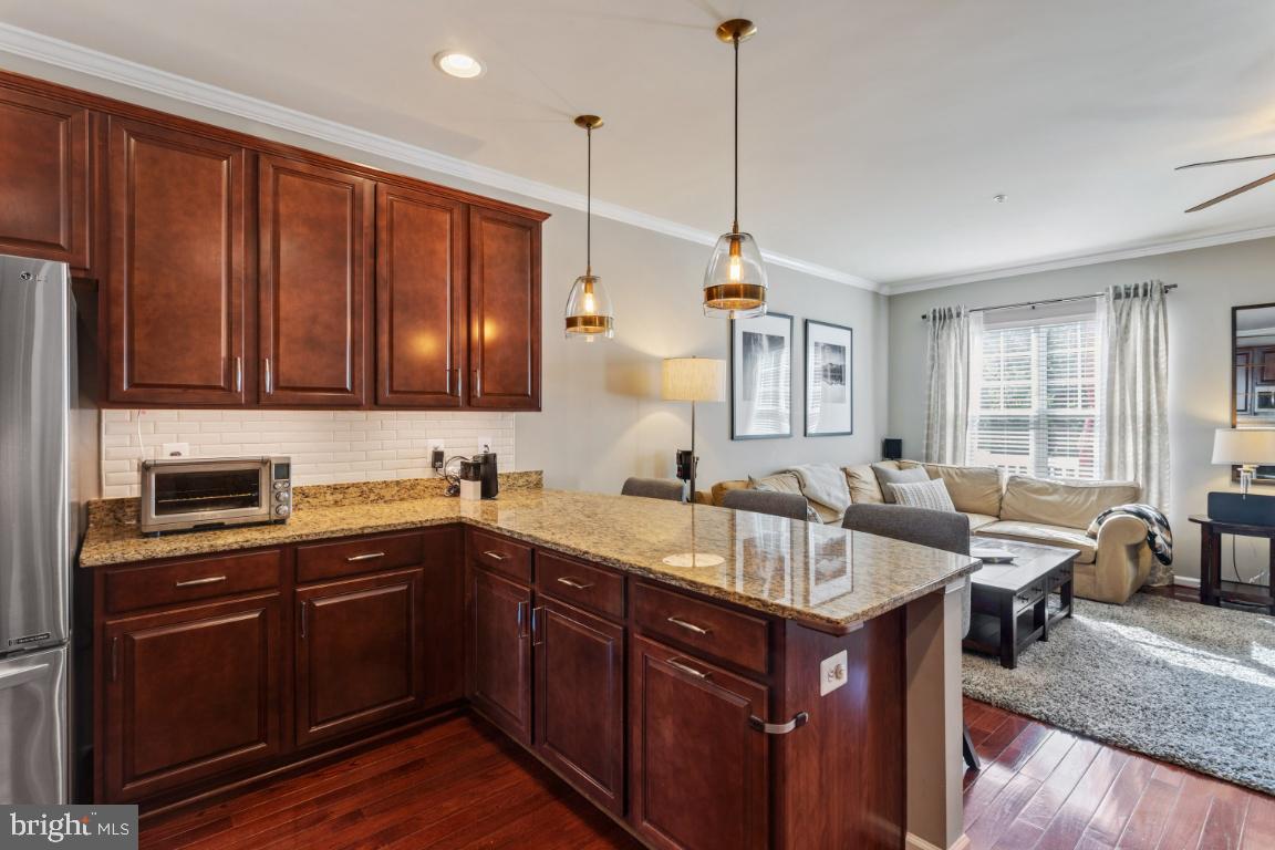 POINTE AT ARUNDEL PRESERVES - Residential