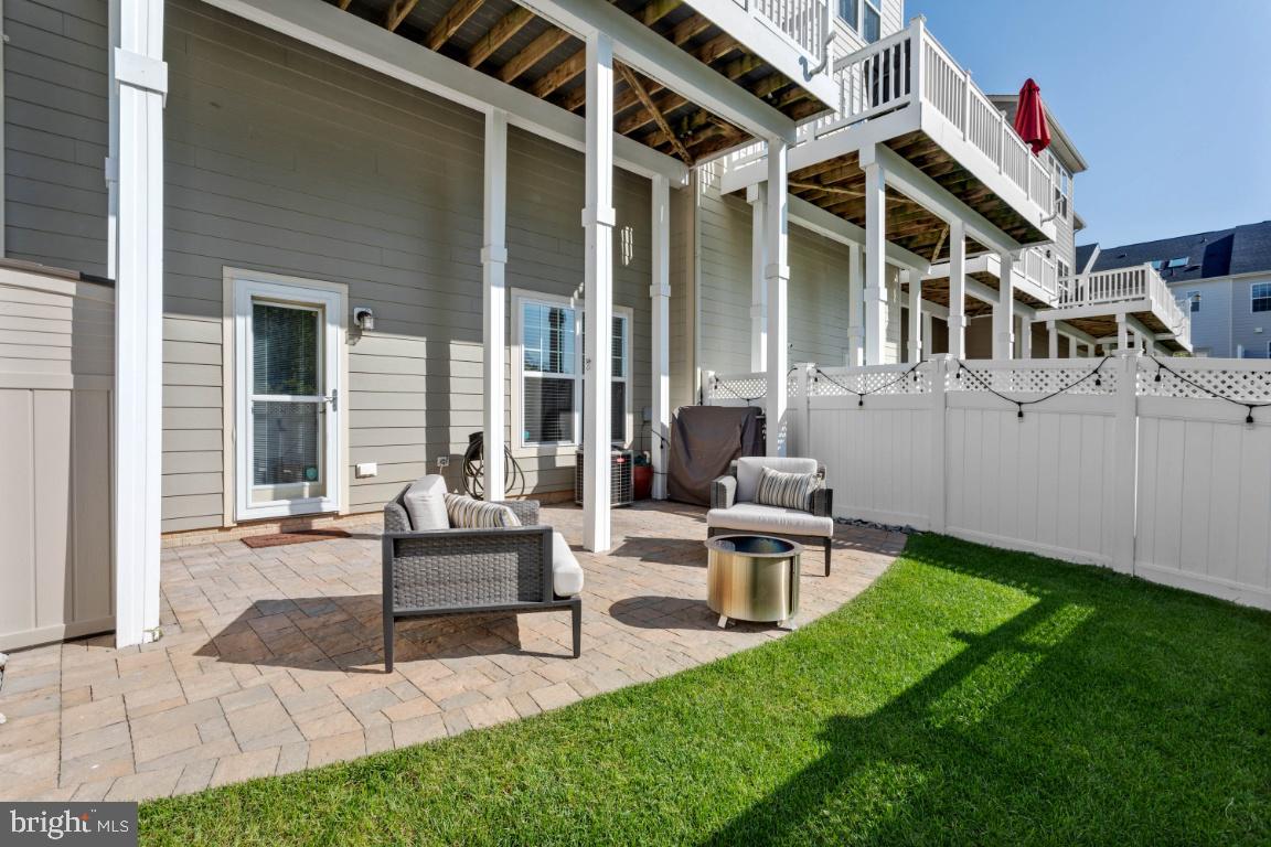 POINTE AT ARUNDEL PRESERVES - Residential