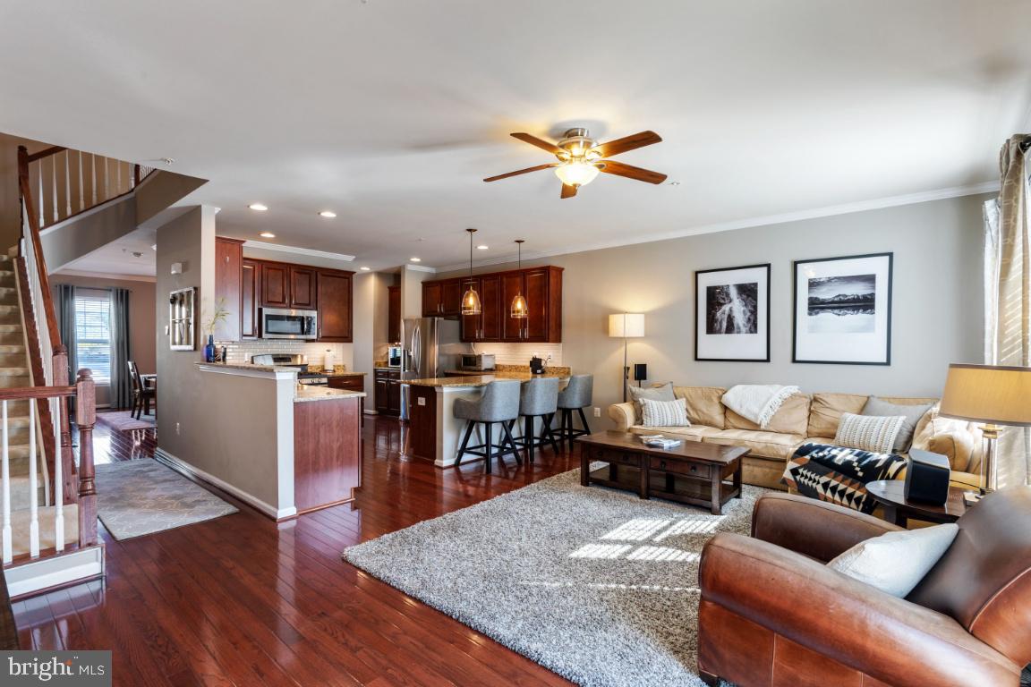 POINTE AT ARUNDEL PRESERVES - Residential