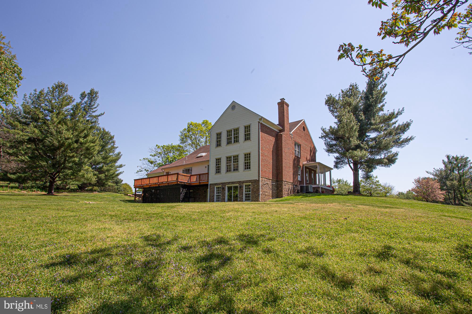 RIVERS EDGE - Residential