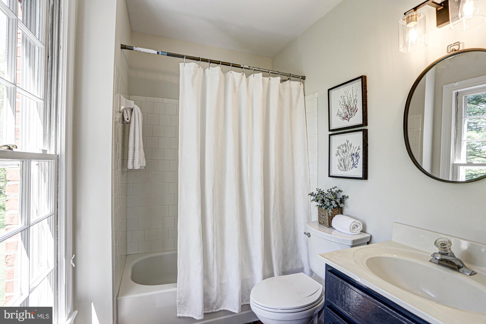 RIVERS EDGE - Residential