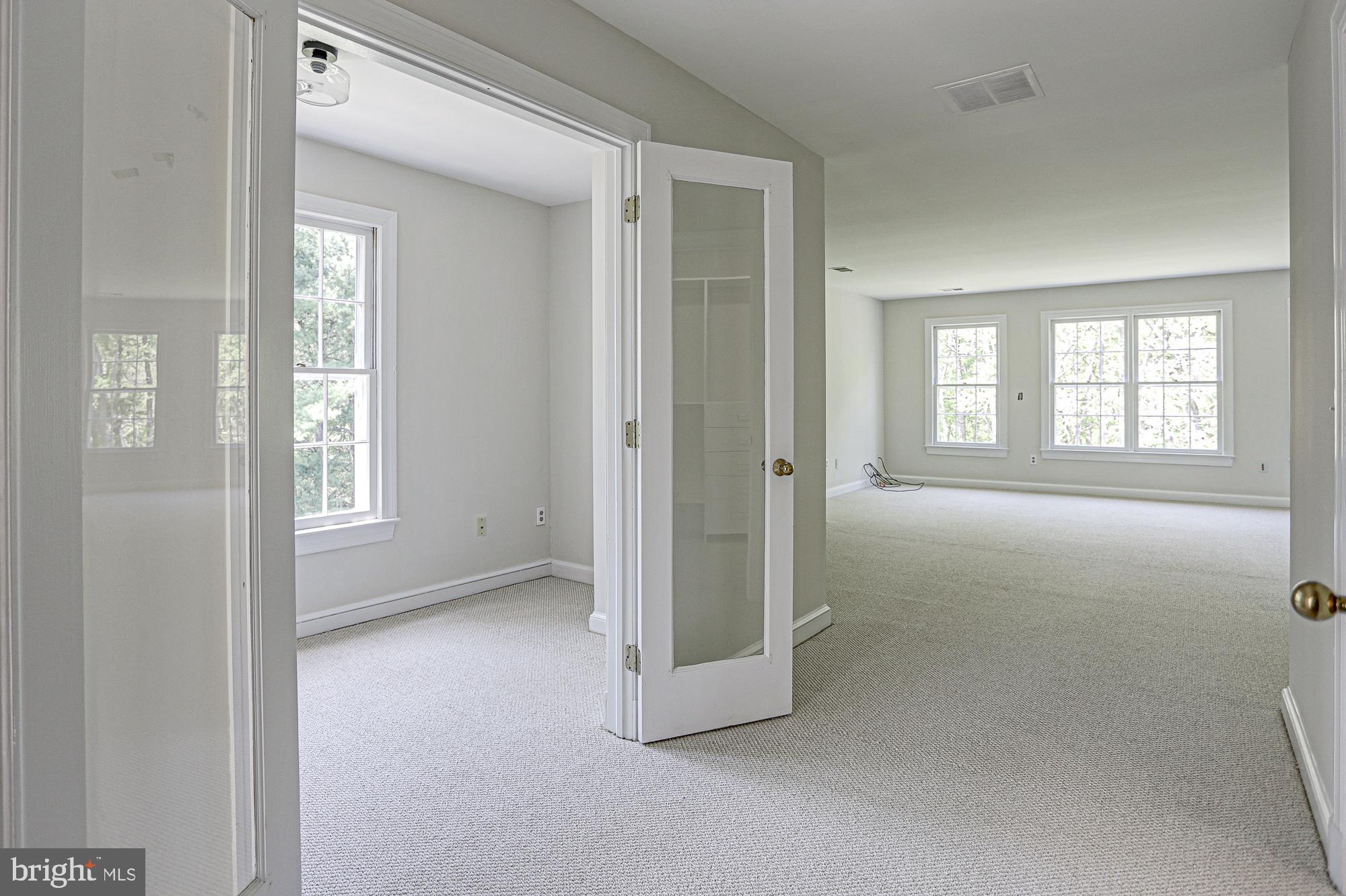 RIVERS EDGE - Residential