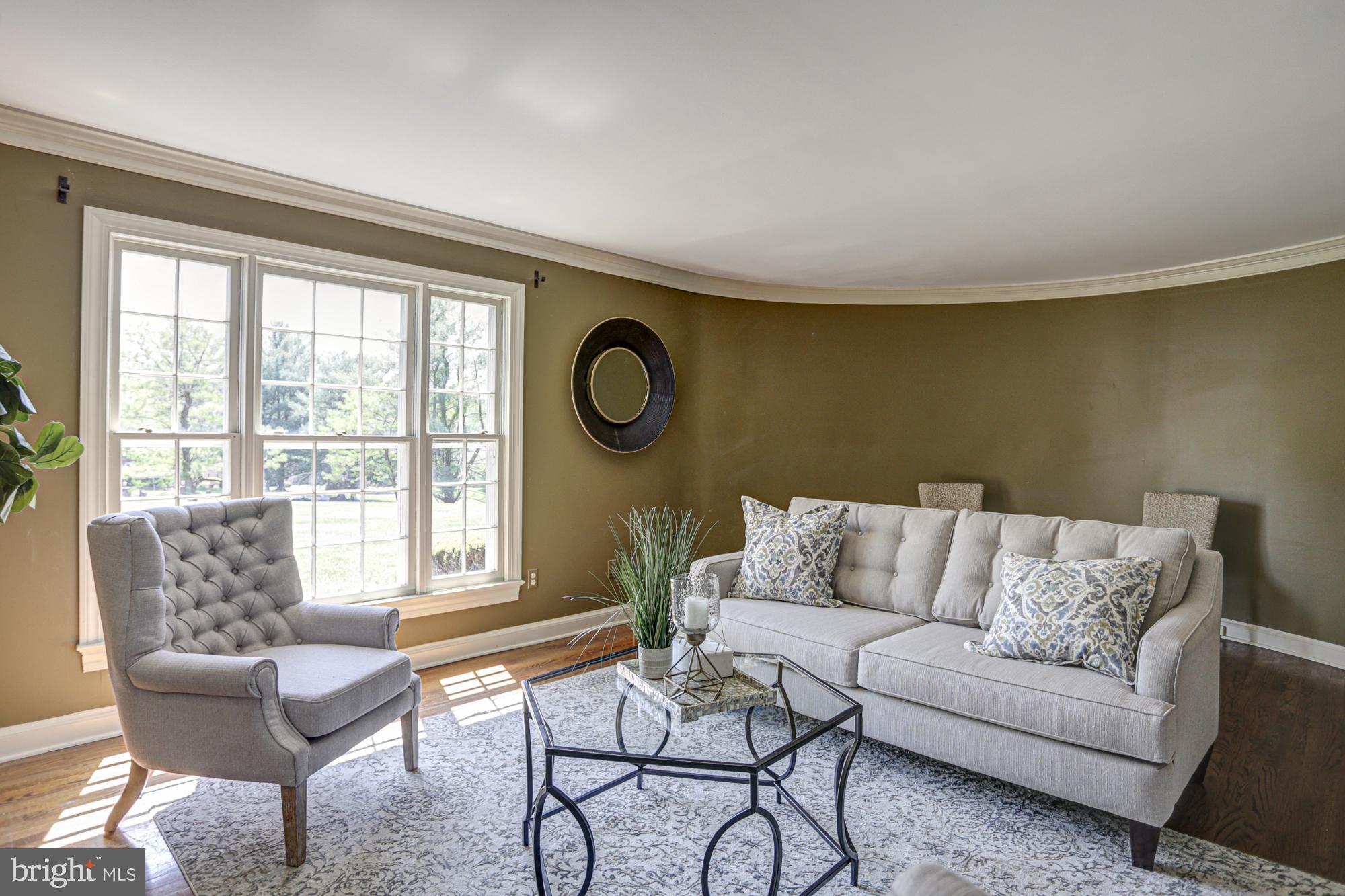 RIVERS EDGE - Residential