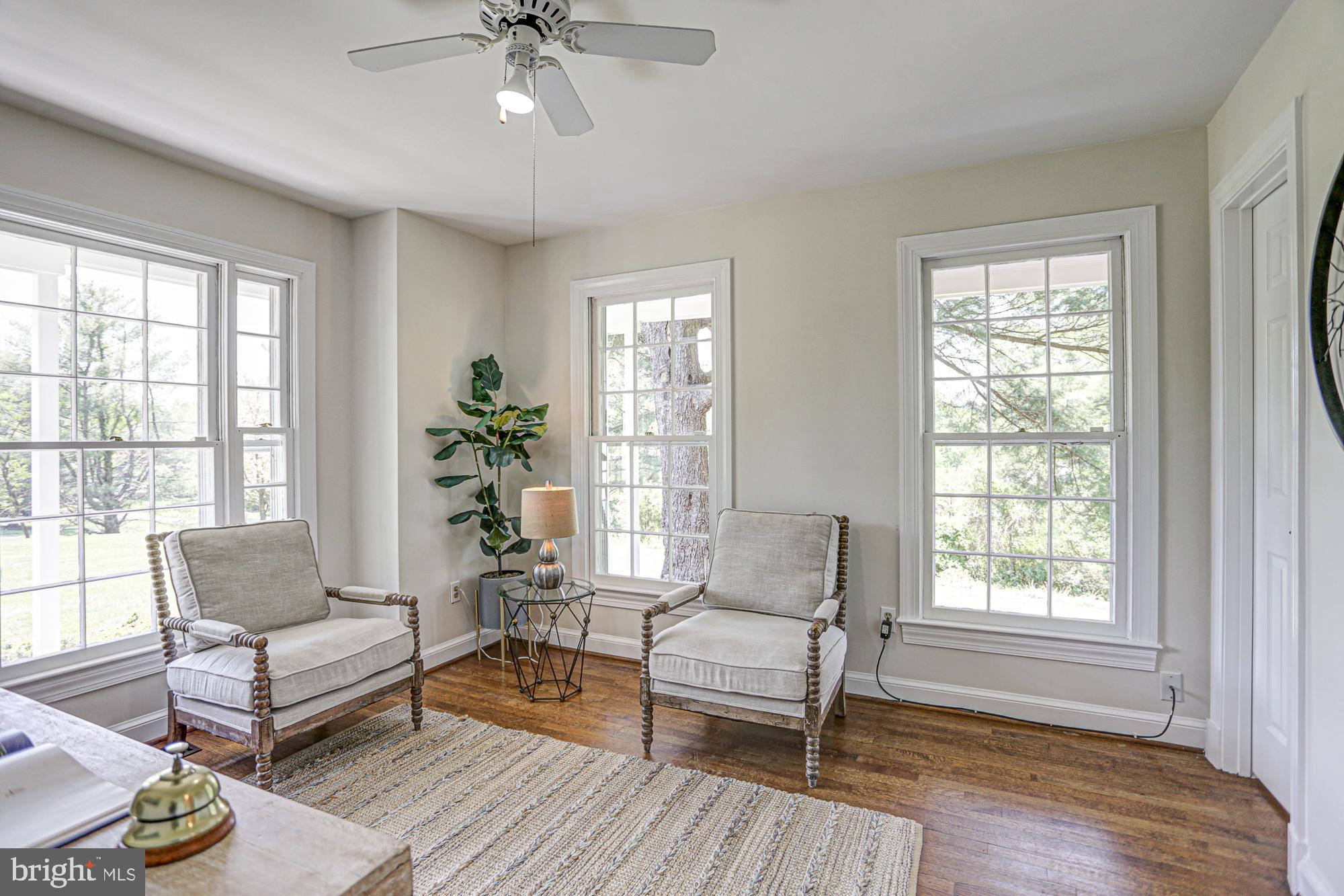 RIVERS EDGE - Residential