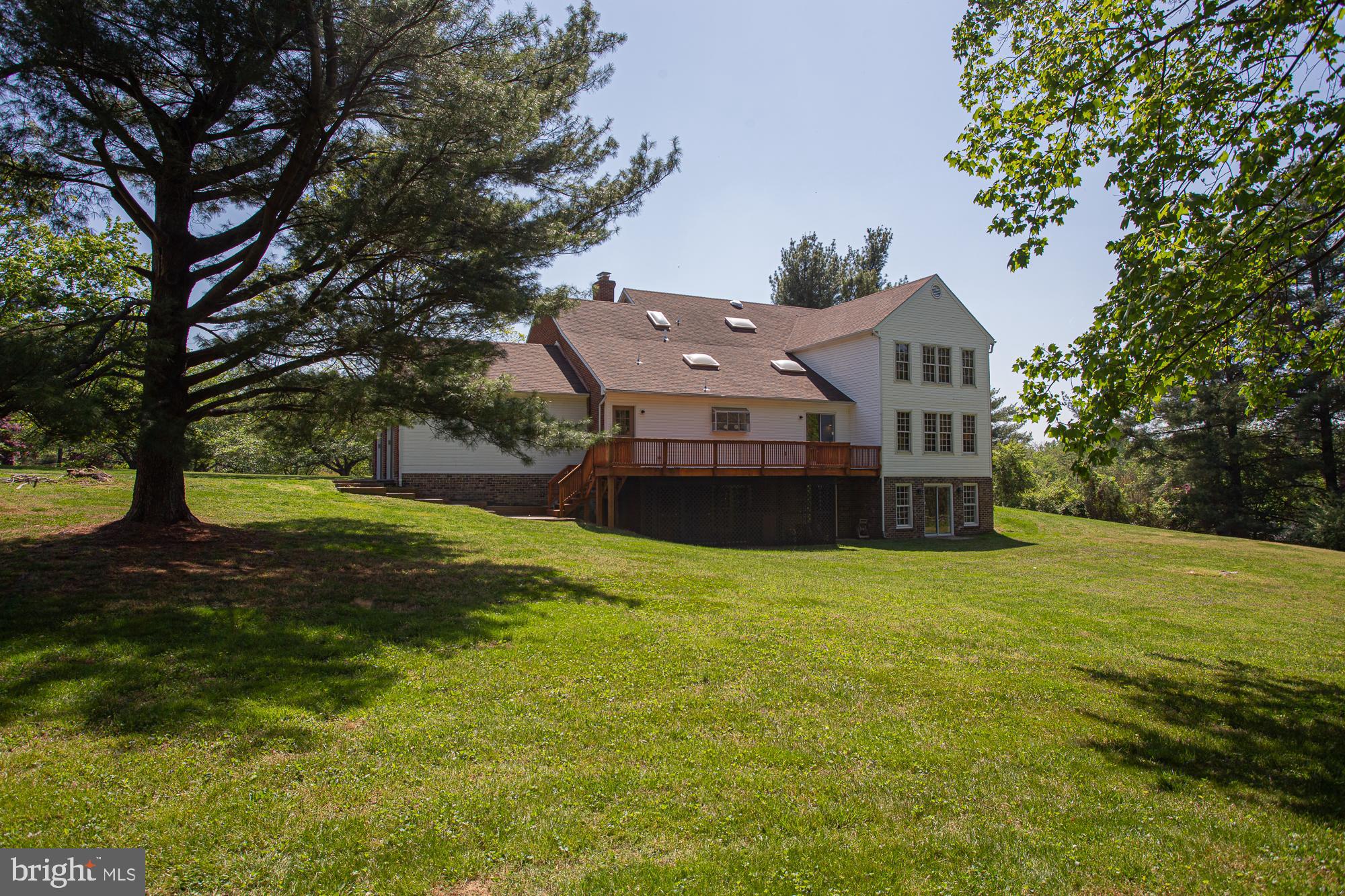 RIVERS EDGE - Residential