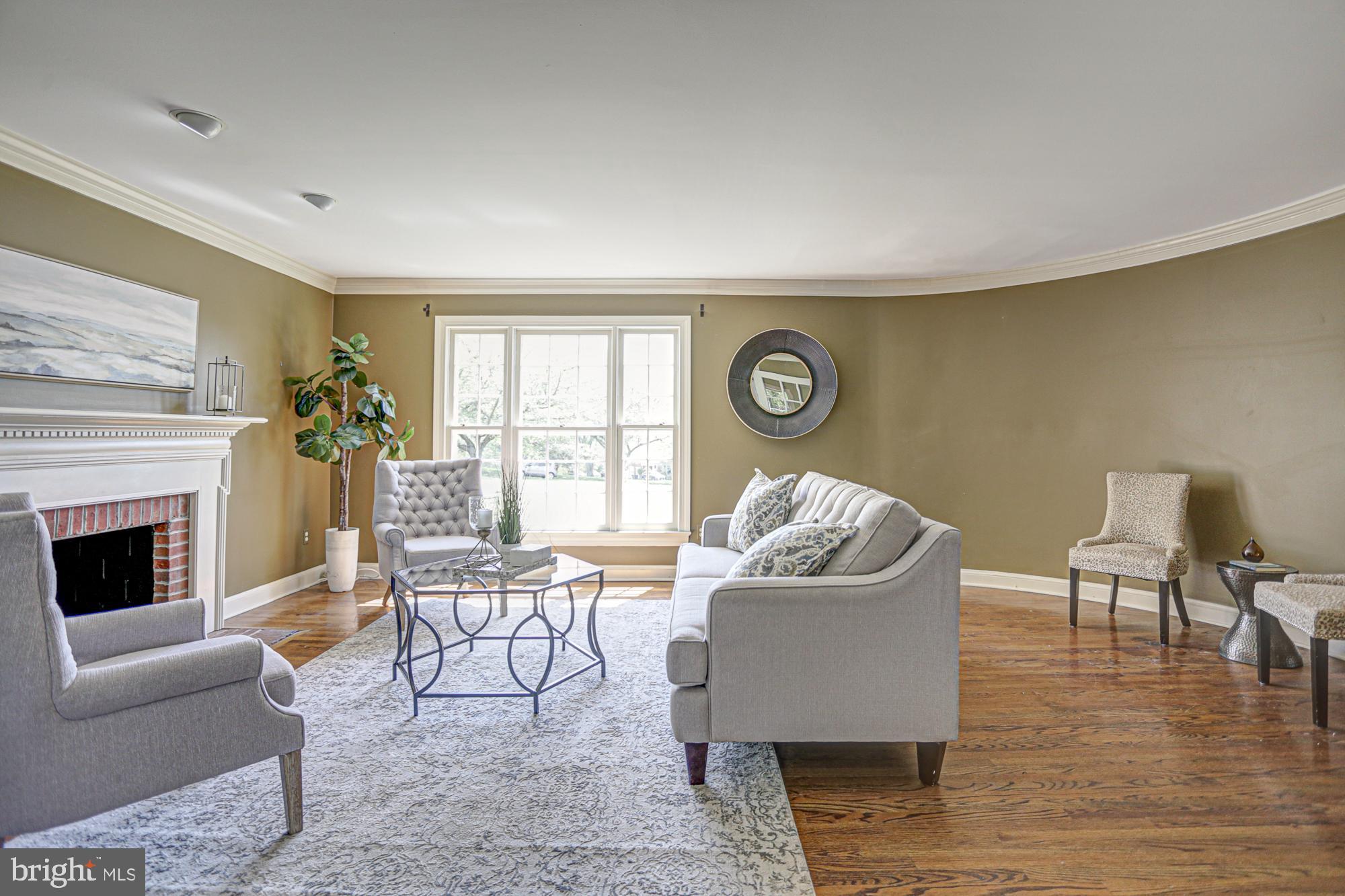 RIVERS EDGE - Residential