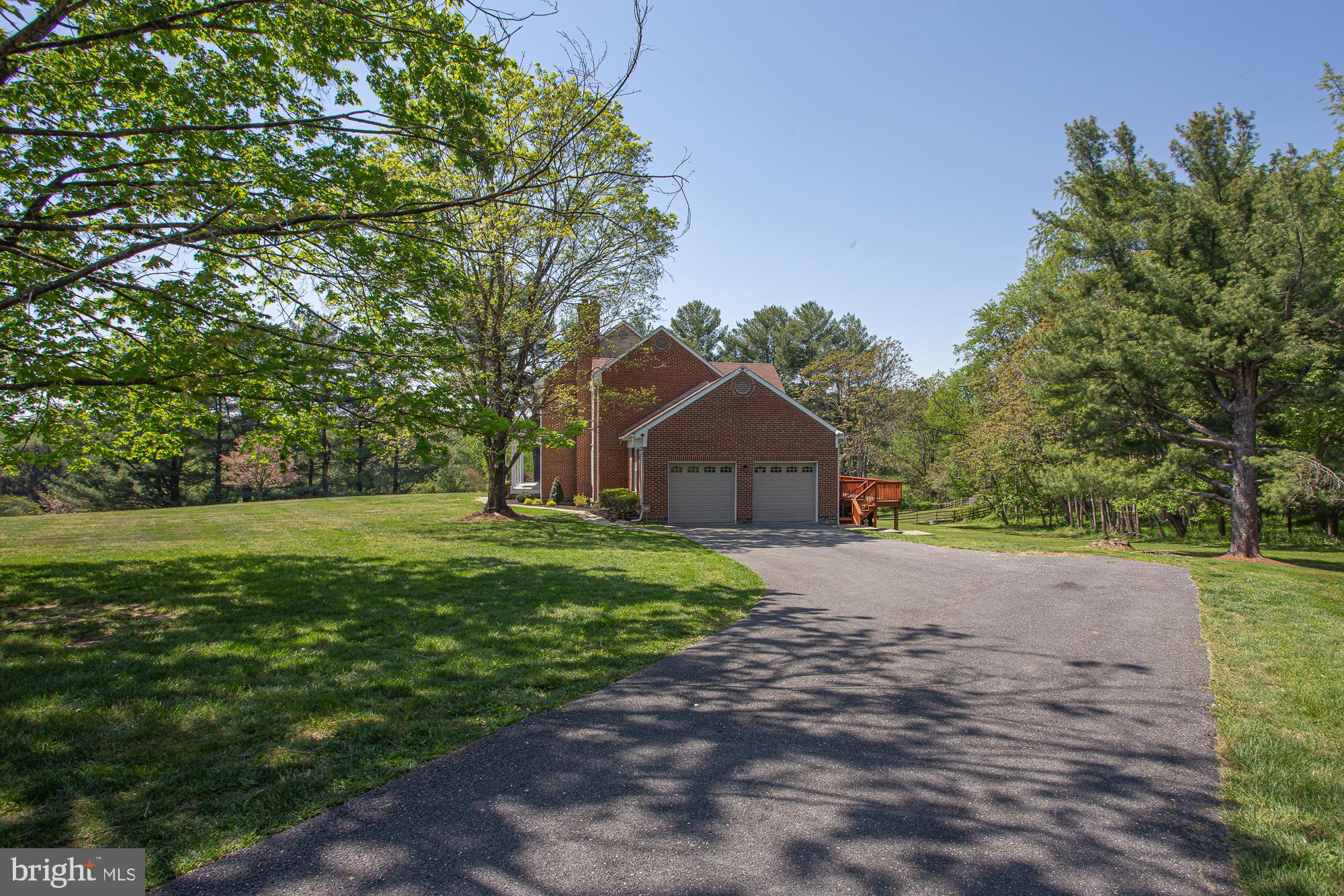 RIVERS EDGE - Residential