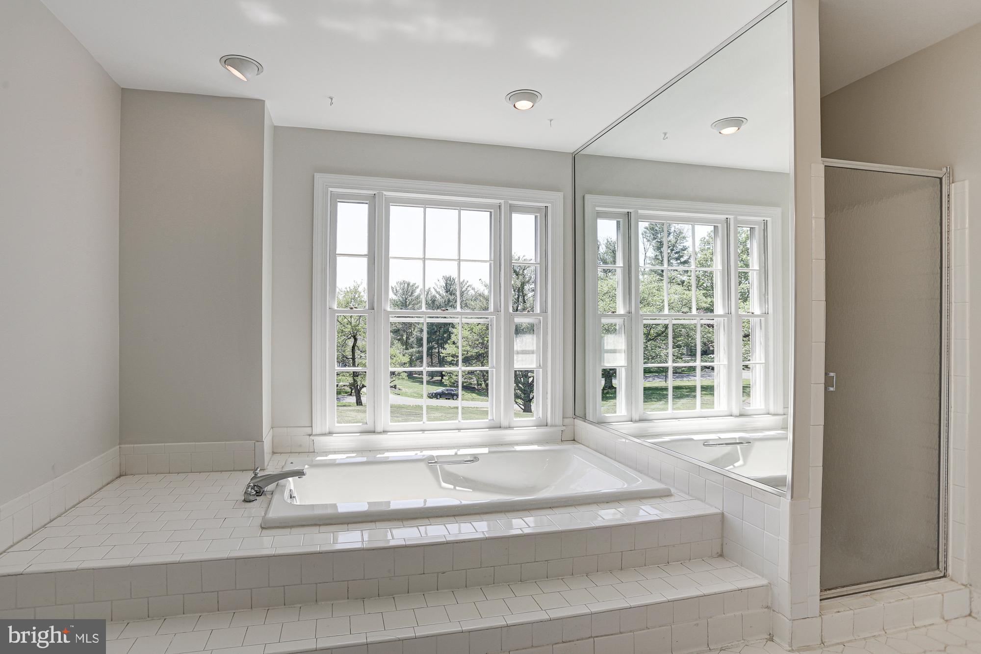 RIVERS EDGE - Residential