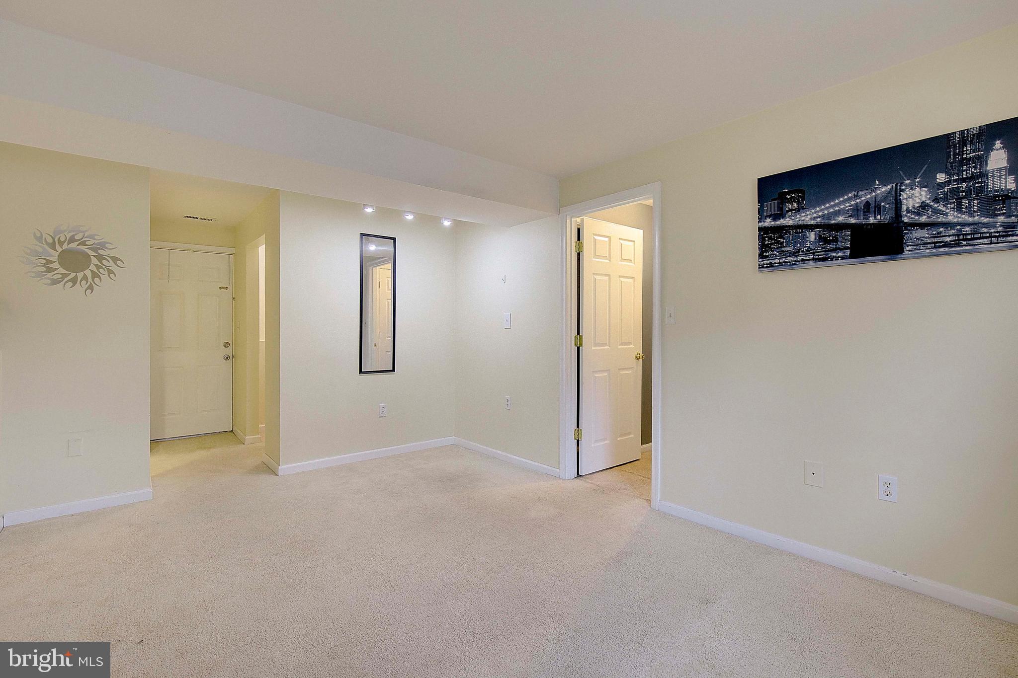 WHITE SANDS - Residential