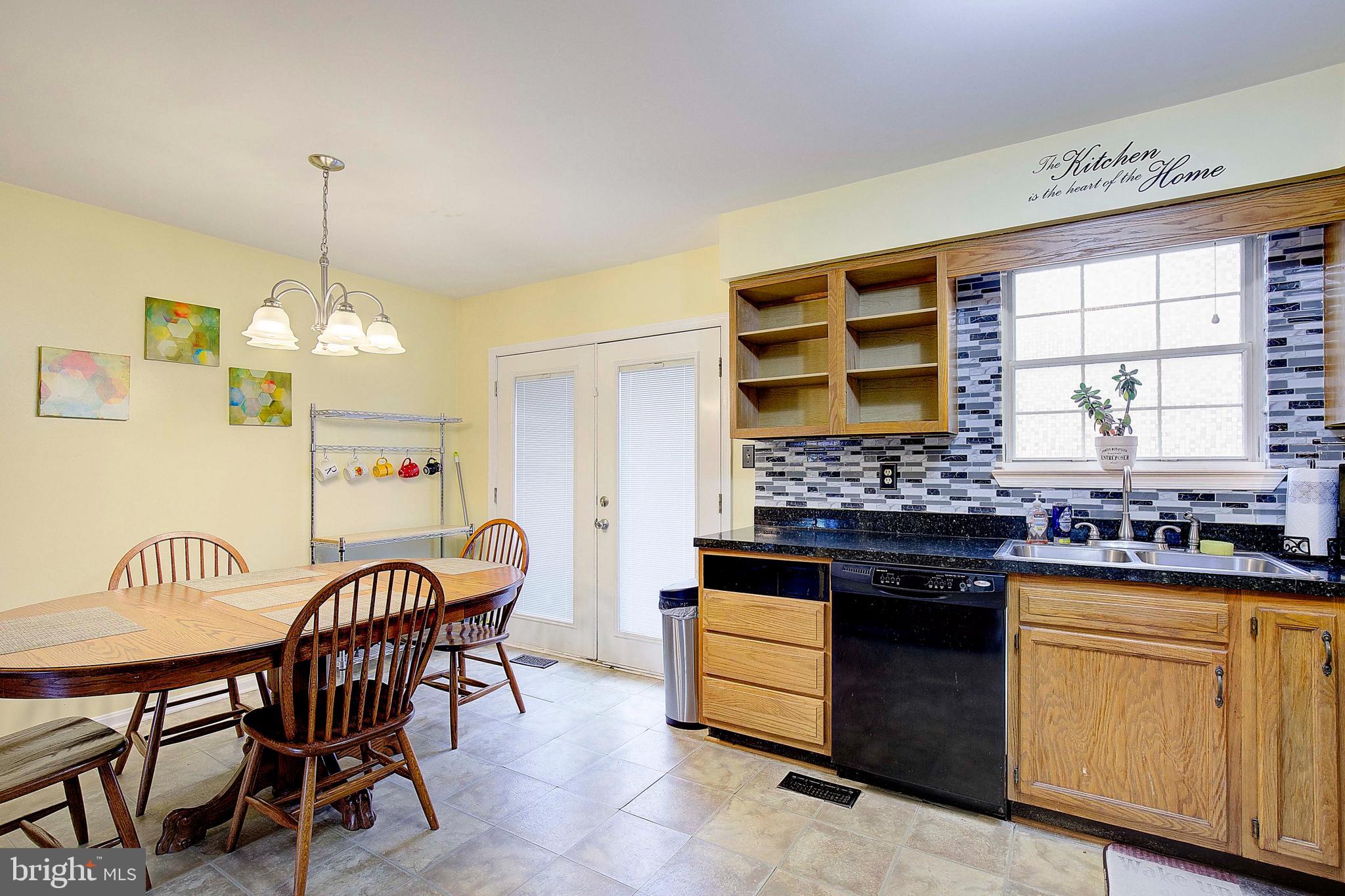 WHITE SANDS - Residential