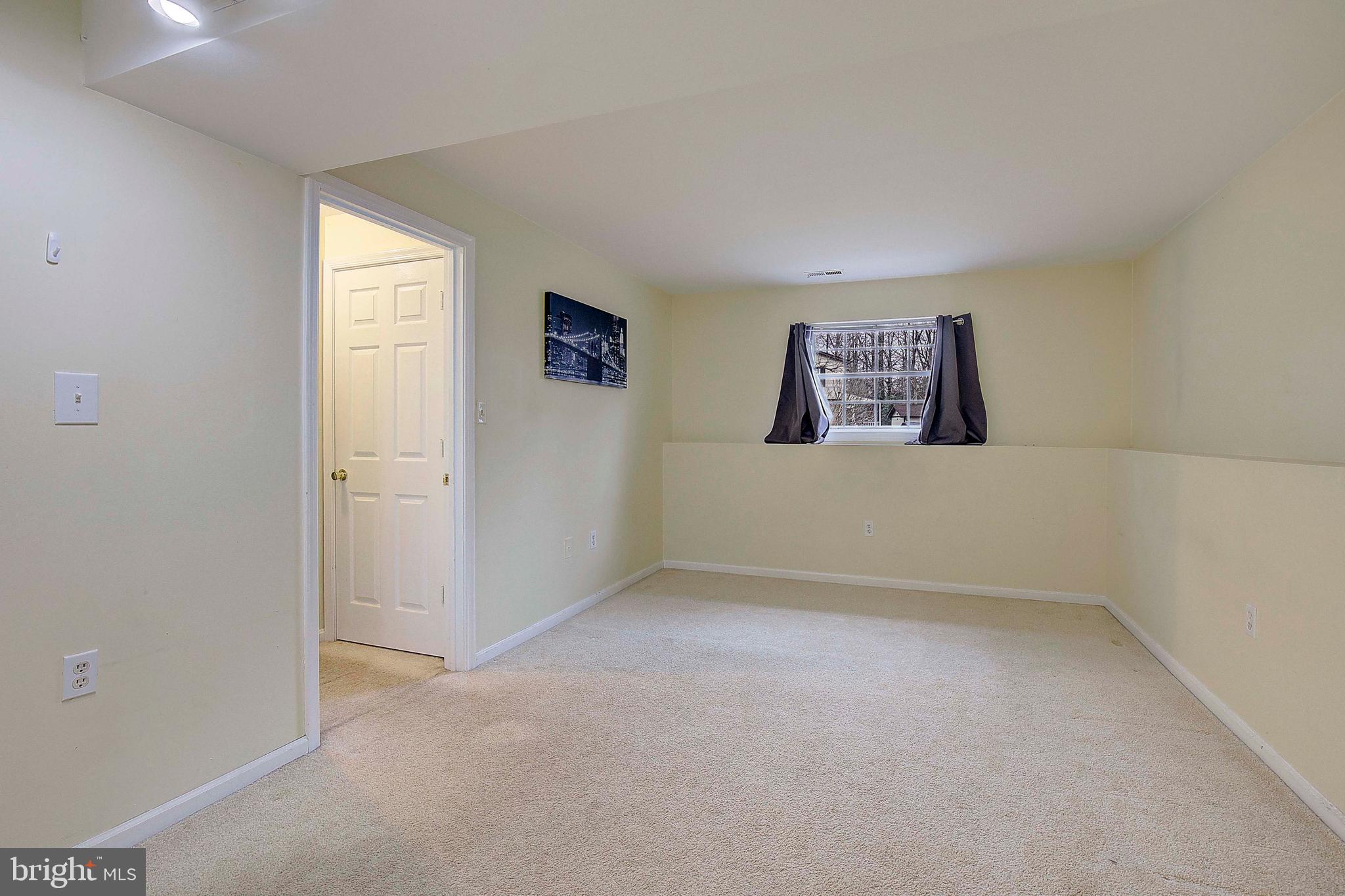 WHITE SANDS - Residential