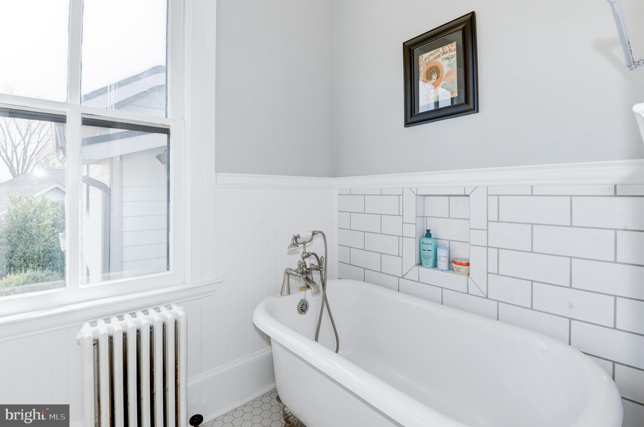 PAEONIAN SPRINGS - Residential