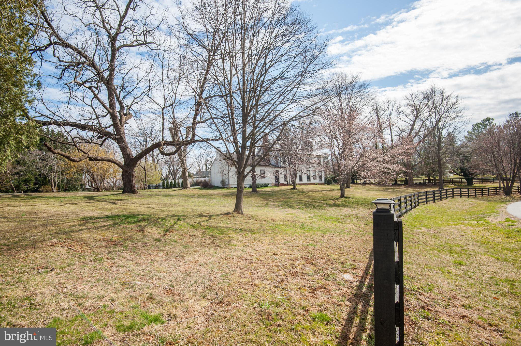 PAEONIAN SPRINGS - Residential