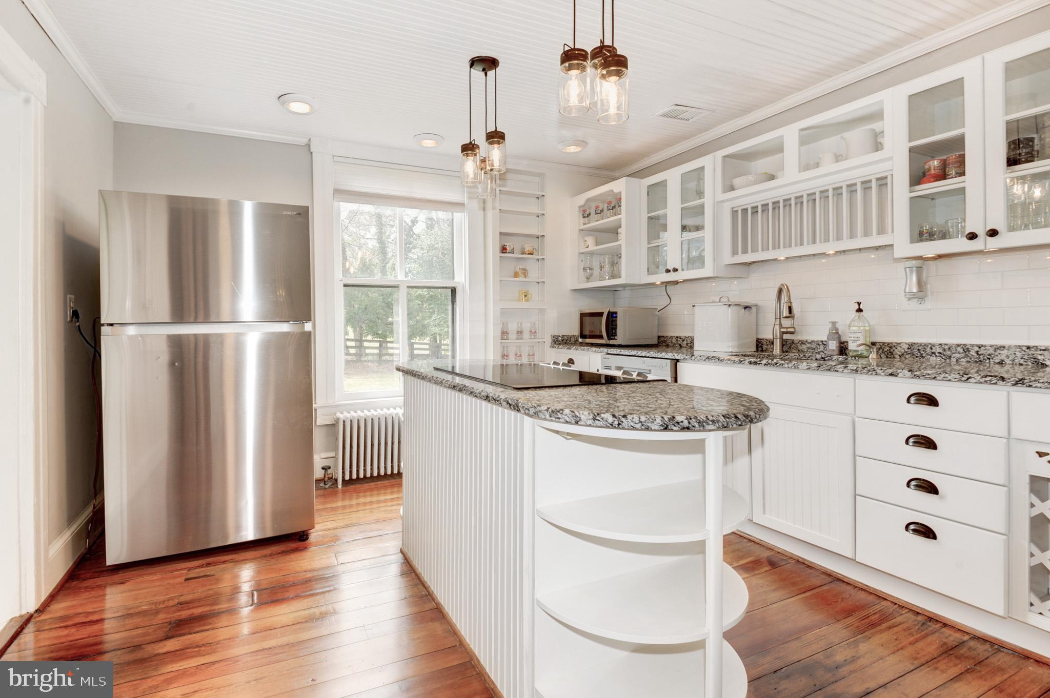 PAEONIAN SPRINGS - Residential