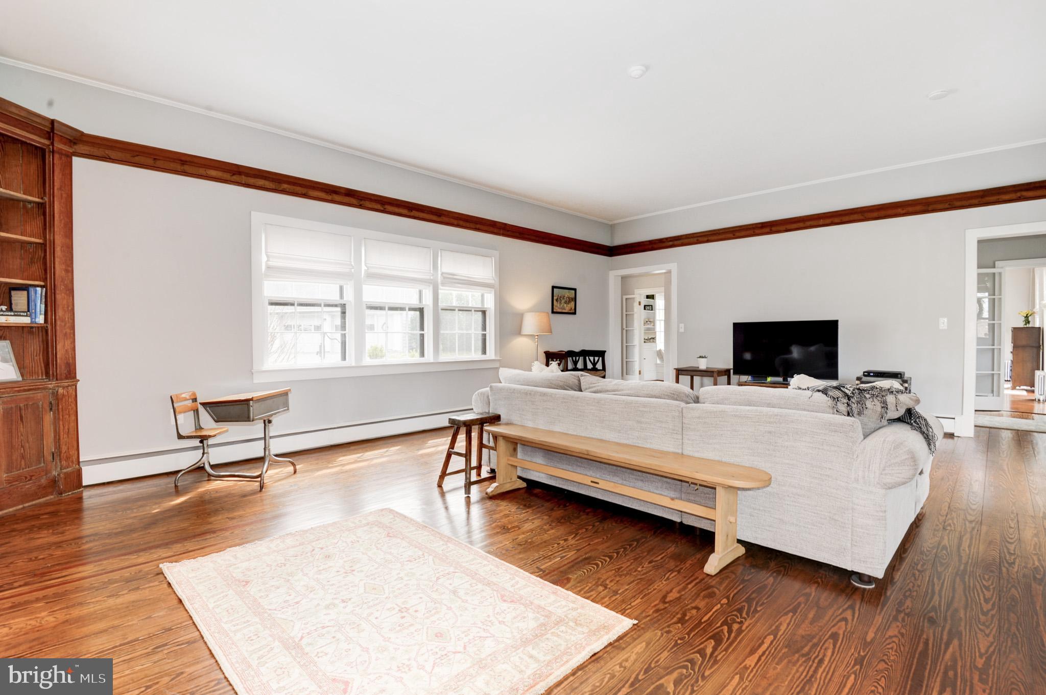 PAEONIAN SPRINGS - Residential