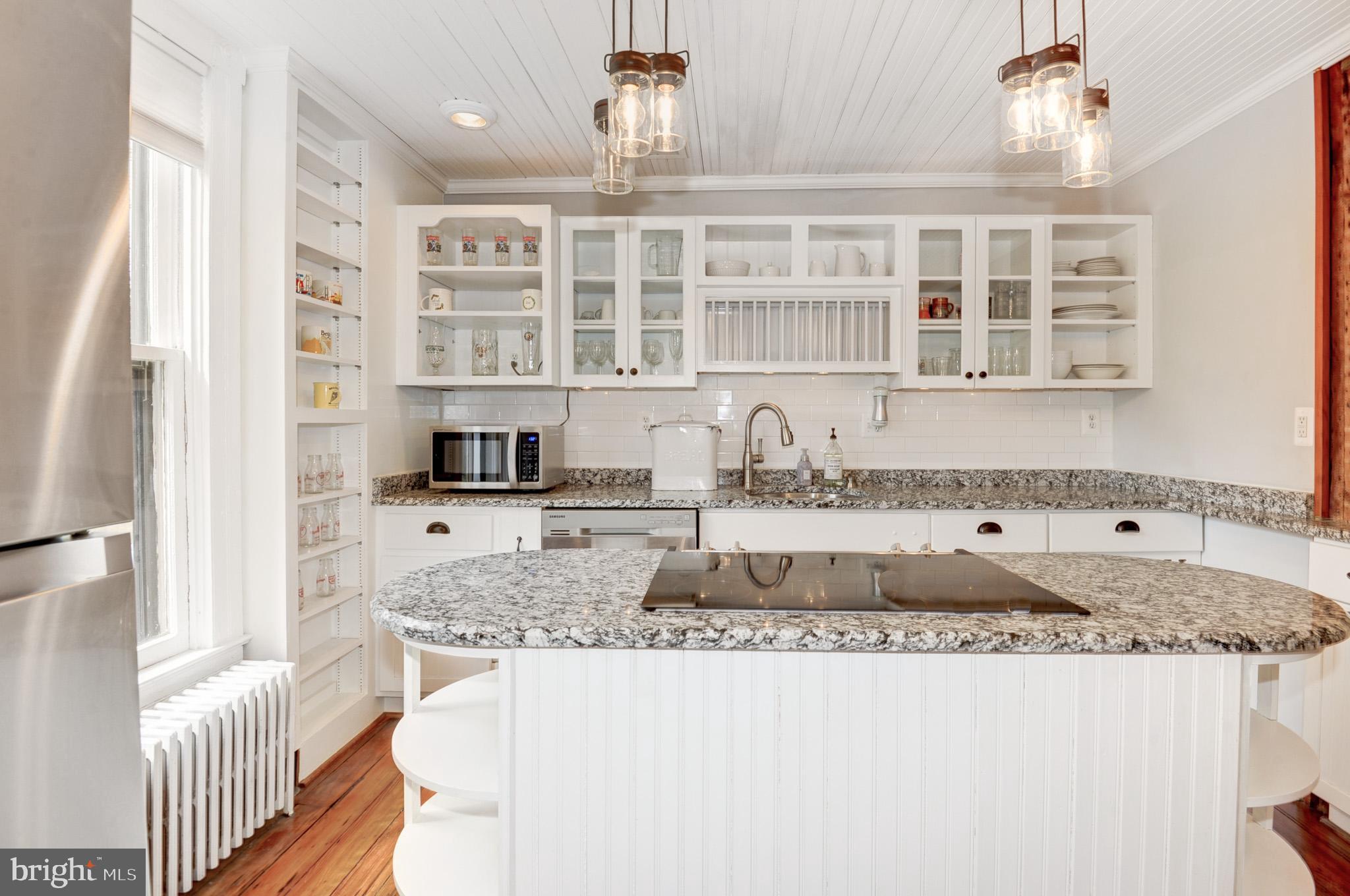 PAEONIAN SPRINGS - Residential