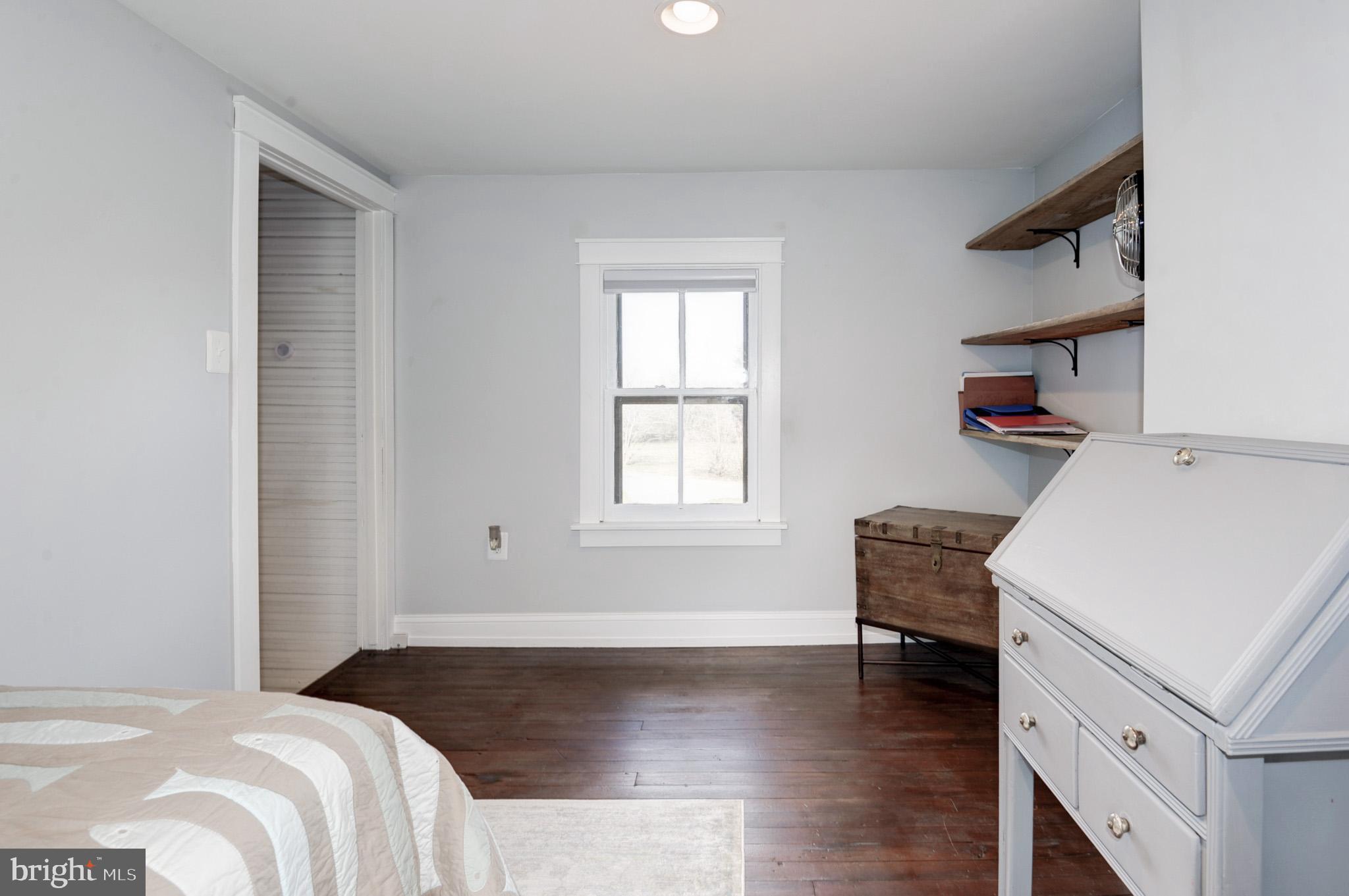 PAEONIAN SPRINGS - Residential