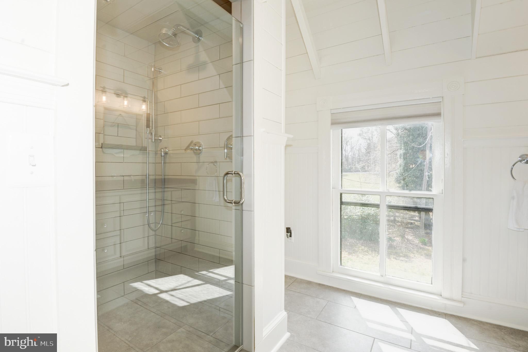 PAEONIAN SPRINGS - Residential