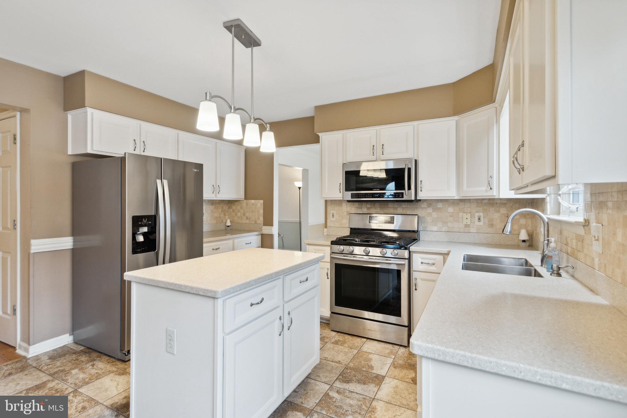 KINGSCOTE - Residential