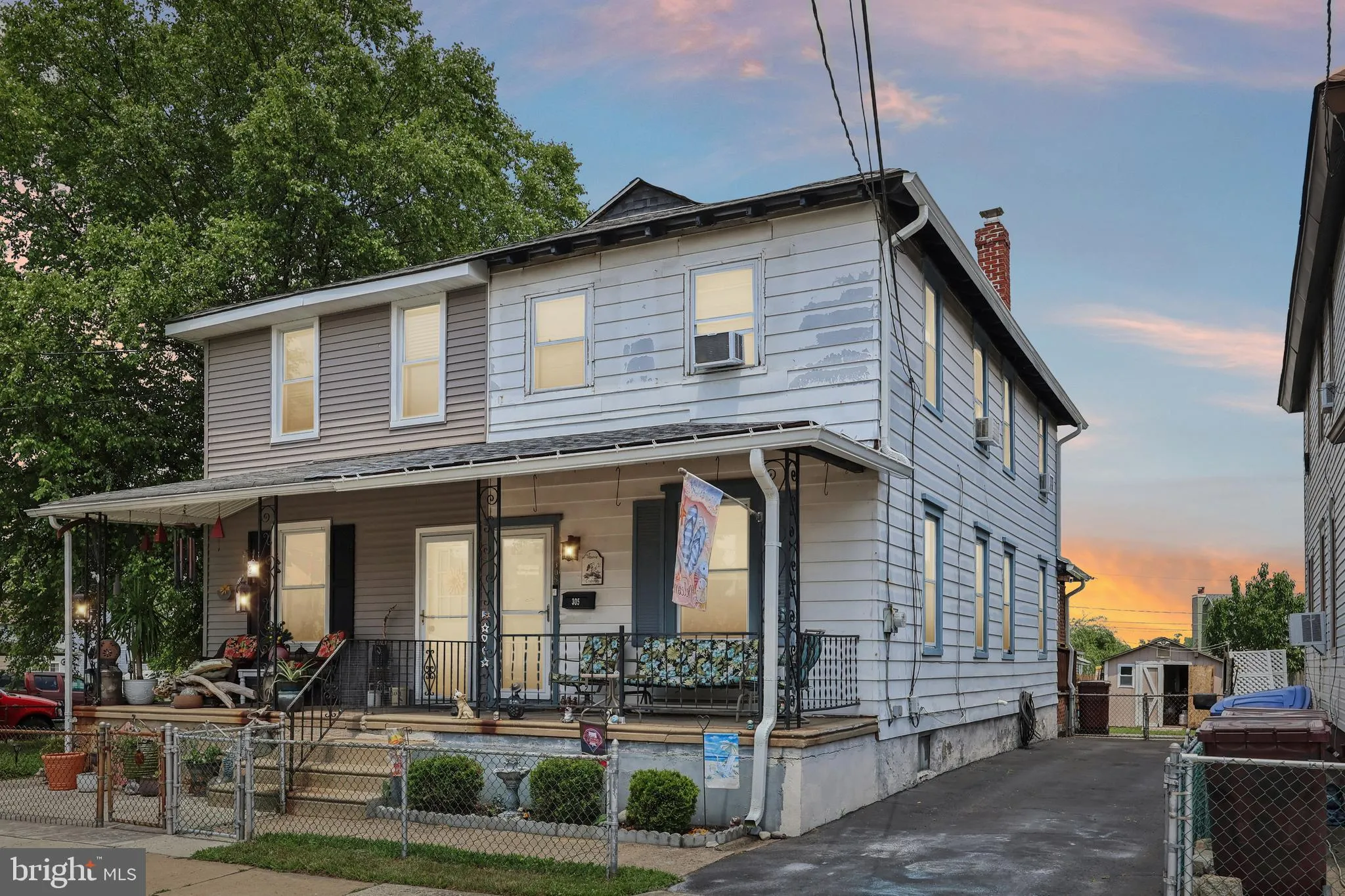 Riverside, New Jersey 08075, United States, 3 Bedrooms Bedrooms, ,1 BathroomBathrooms,Residential,Active,162136