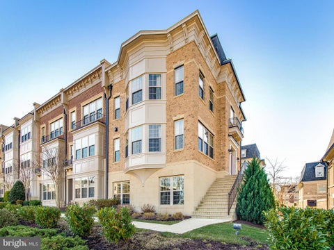 Townhouse For Rent - 500 Rampart Way<br/> Prince Georges County, OXON HILL, MD 20745